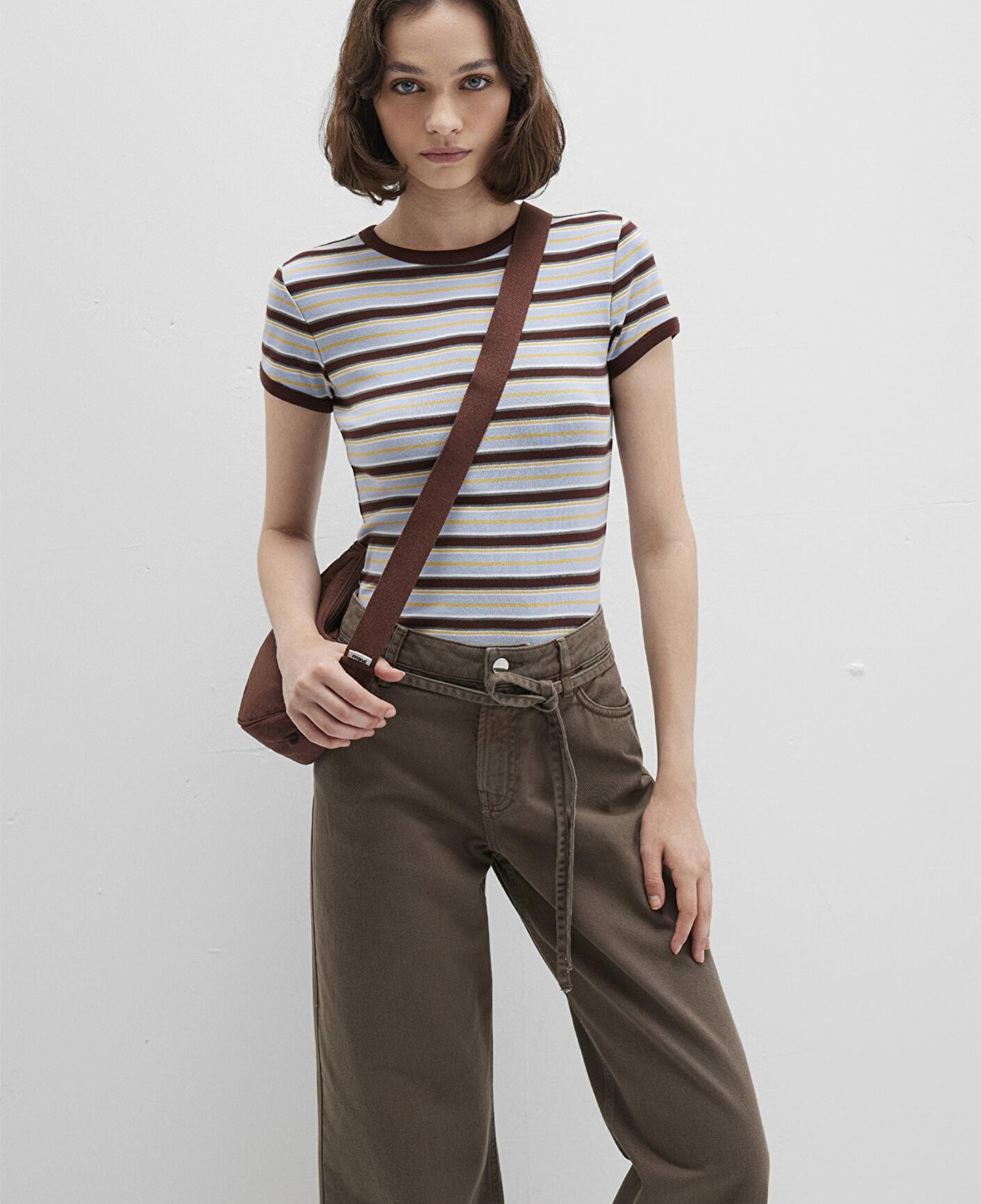 Mavi Kahverengi Çizgili Tişört Fitted / Vücuda Oturan Kesim 1613378-90735