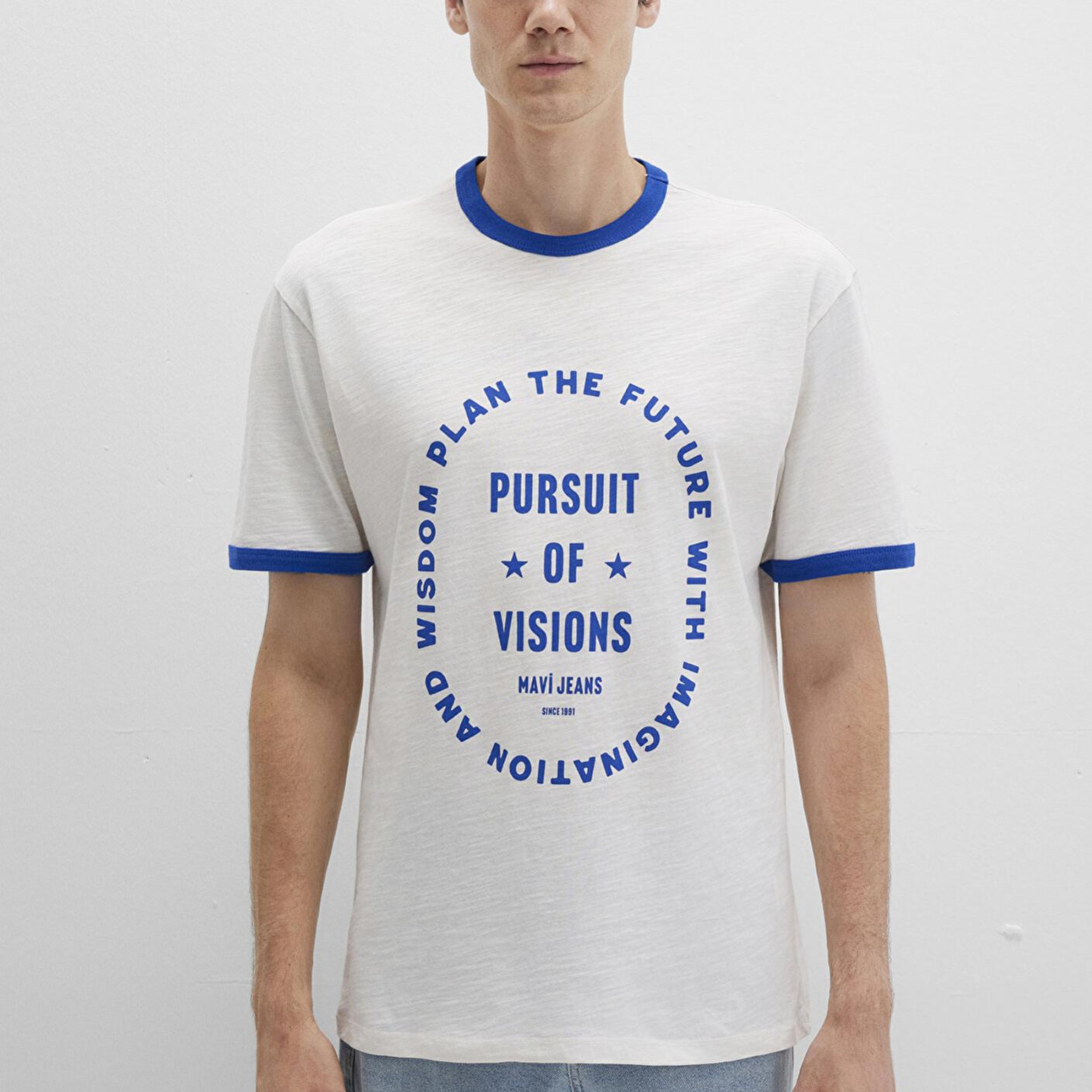 Mavi Biye Detaylı Beyaz Tişört Loose Fit / Bol Rahat Kesim 0612954-70057