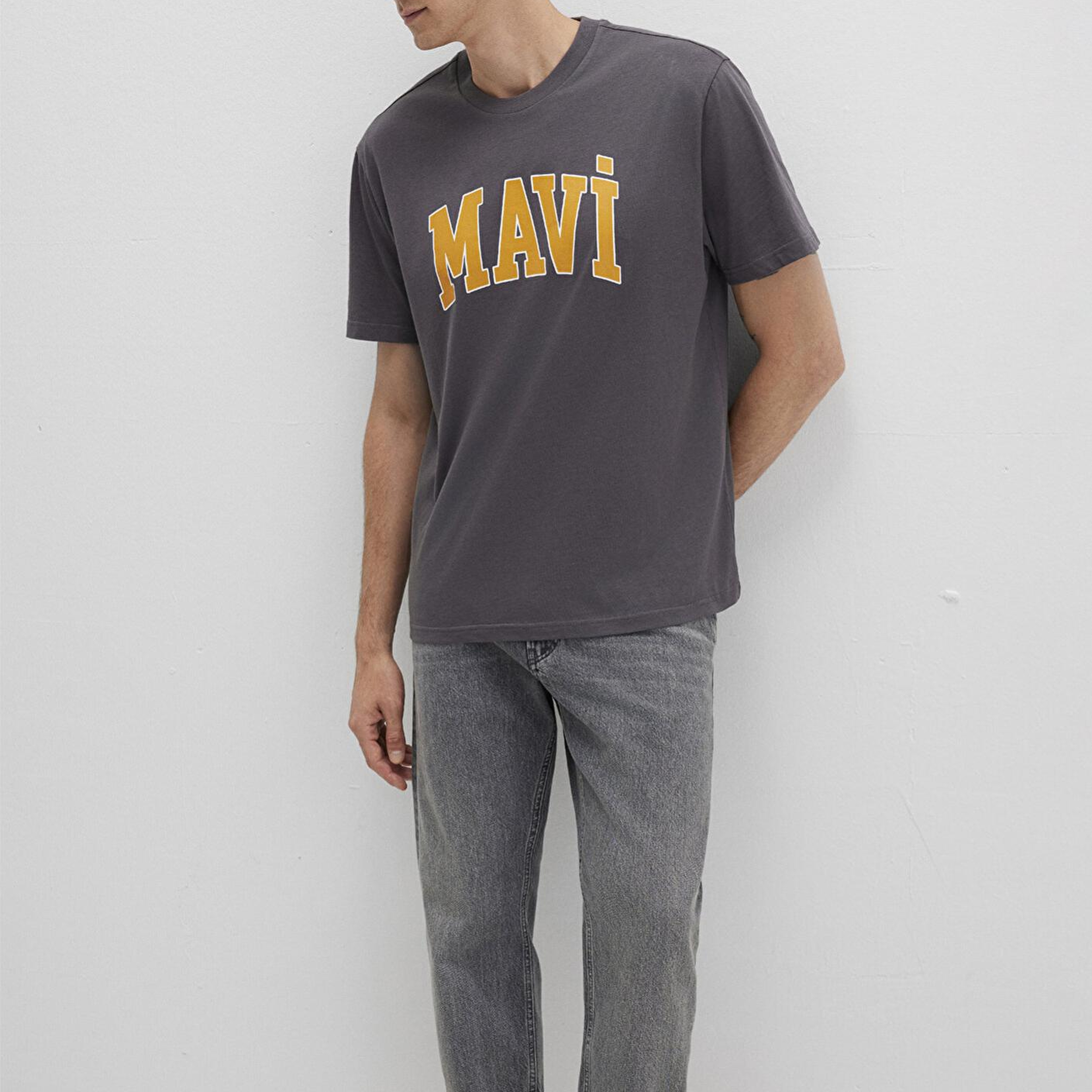 Mavi Mavi Logo Baskılı Antrasit T-Shirt Loose Fit / Bol Rahat Kesim 0611711-70088