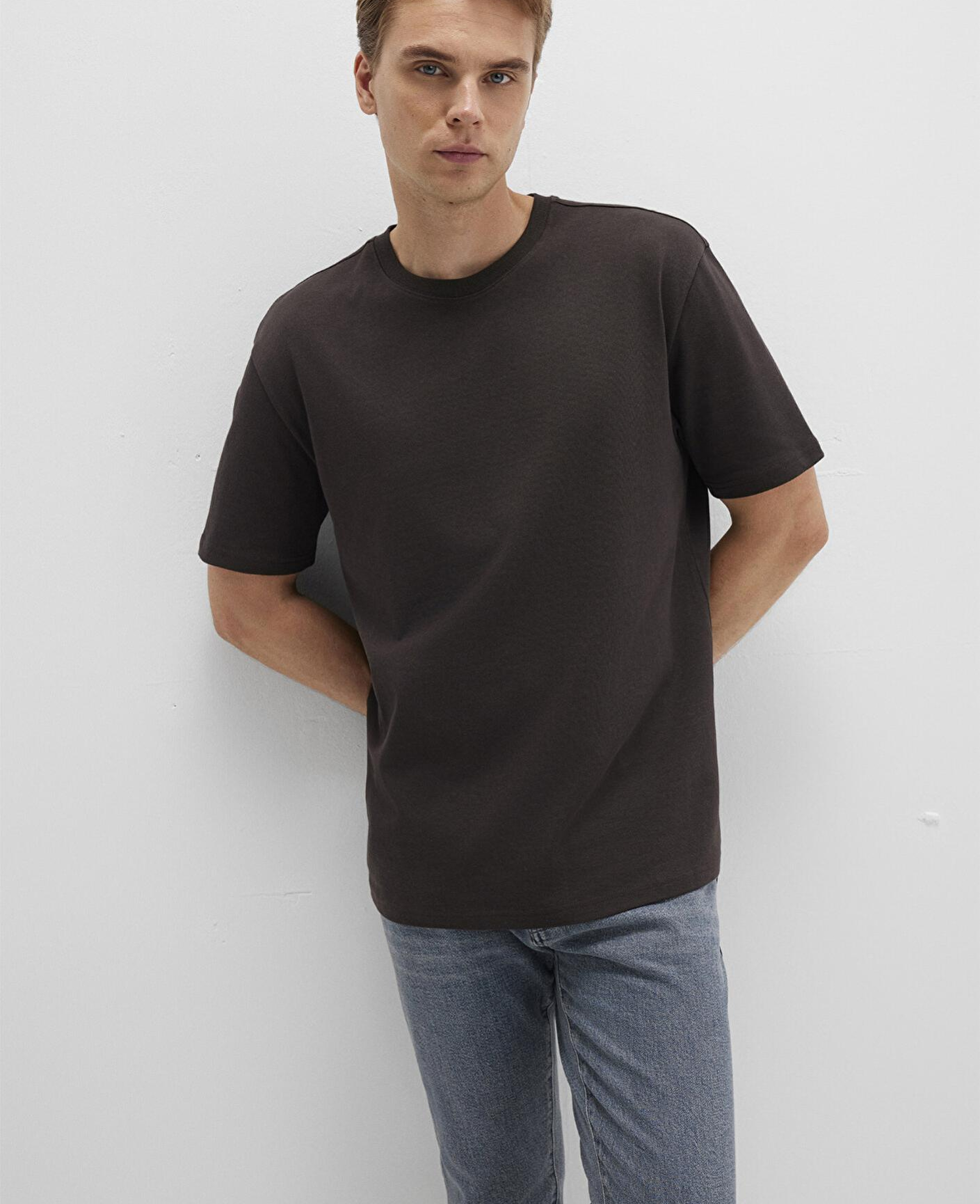 Mavi Bisiklet Yaka Kahverengi Basic Tişört Loose Fit / Bol Rahat Kesim 0611596-70219