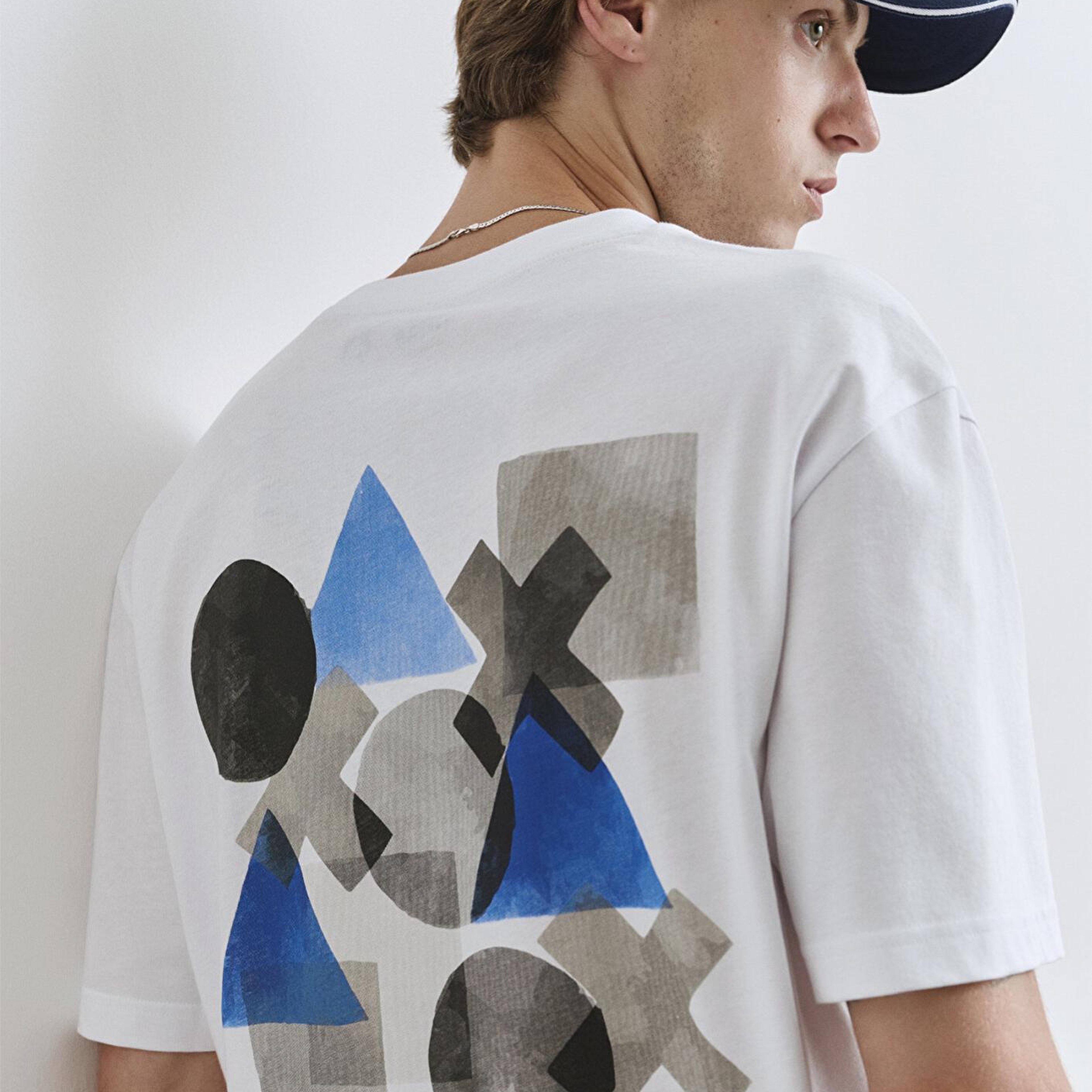 Mavi PlayStation Baskılı Beyaz Tişört​ Loose Fit / Bol Rahat Kesim 0612926-620