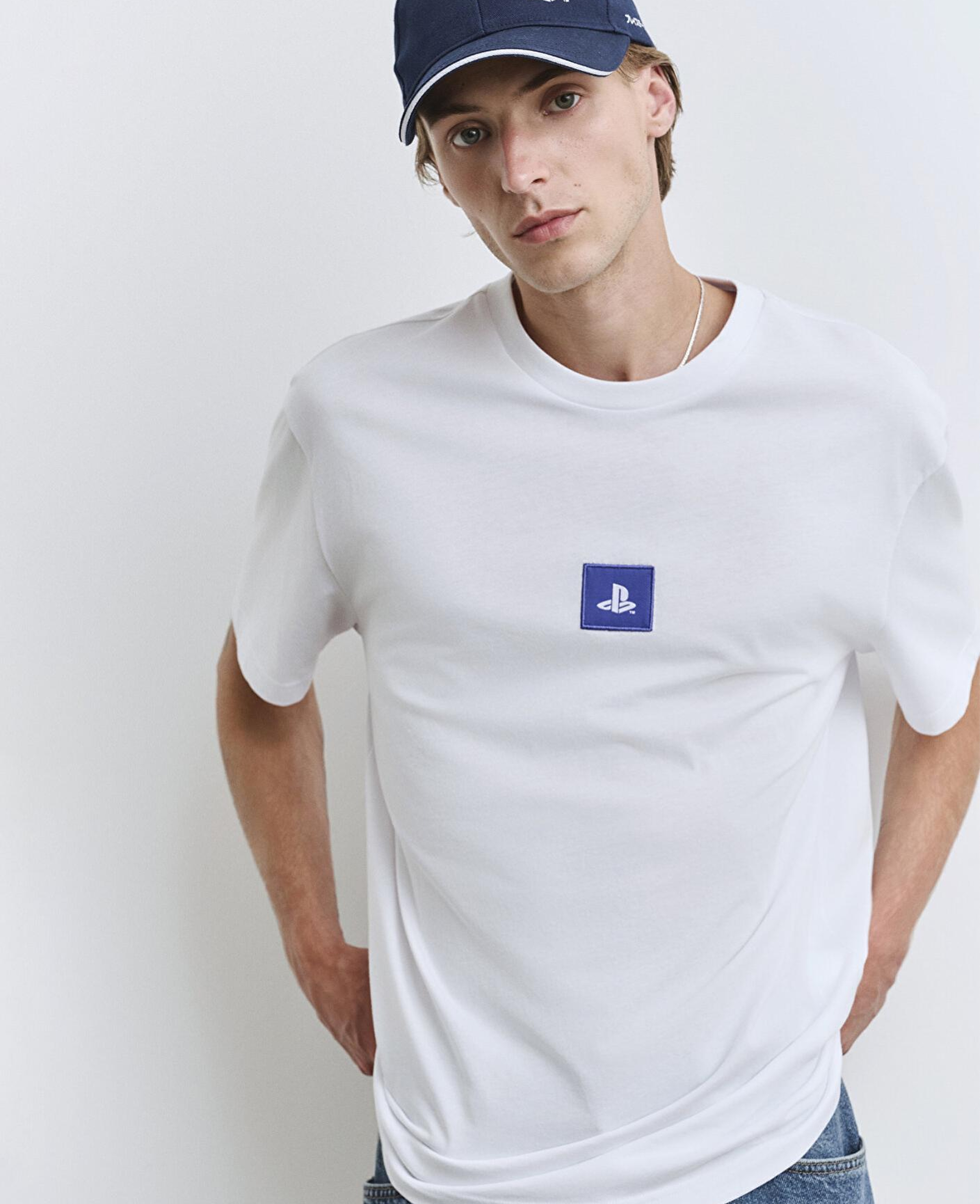 Mavi PlayStation Baskılı Beyaz Tişört​ Loose Fit / Bol Rahat Kesim 0612926-620
