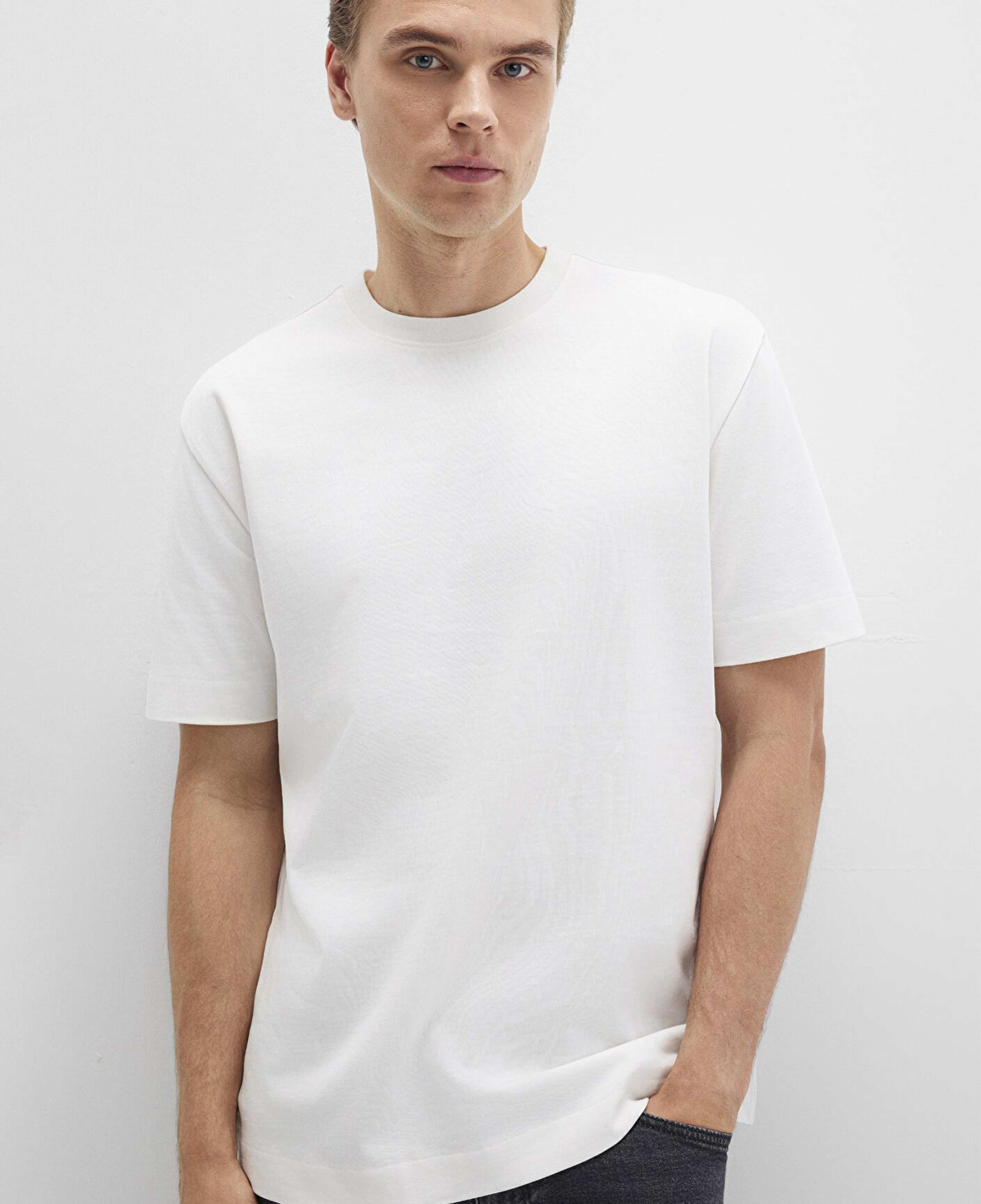 Mavi Bisiklet Yaka Ekru Basic Tişört Loose Fit / Bol Rahat Kesim 0612864-70057