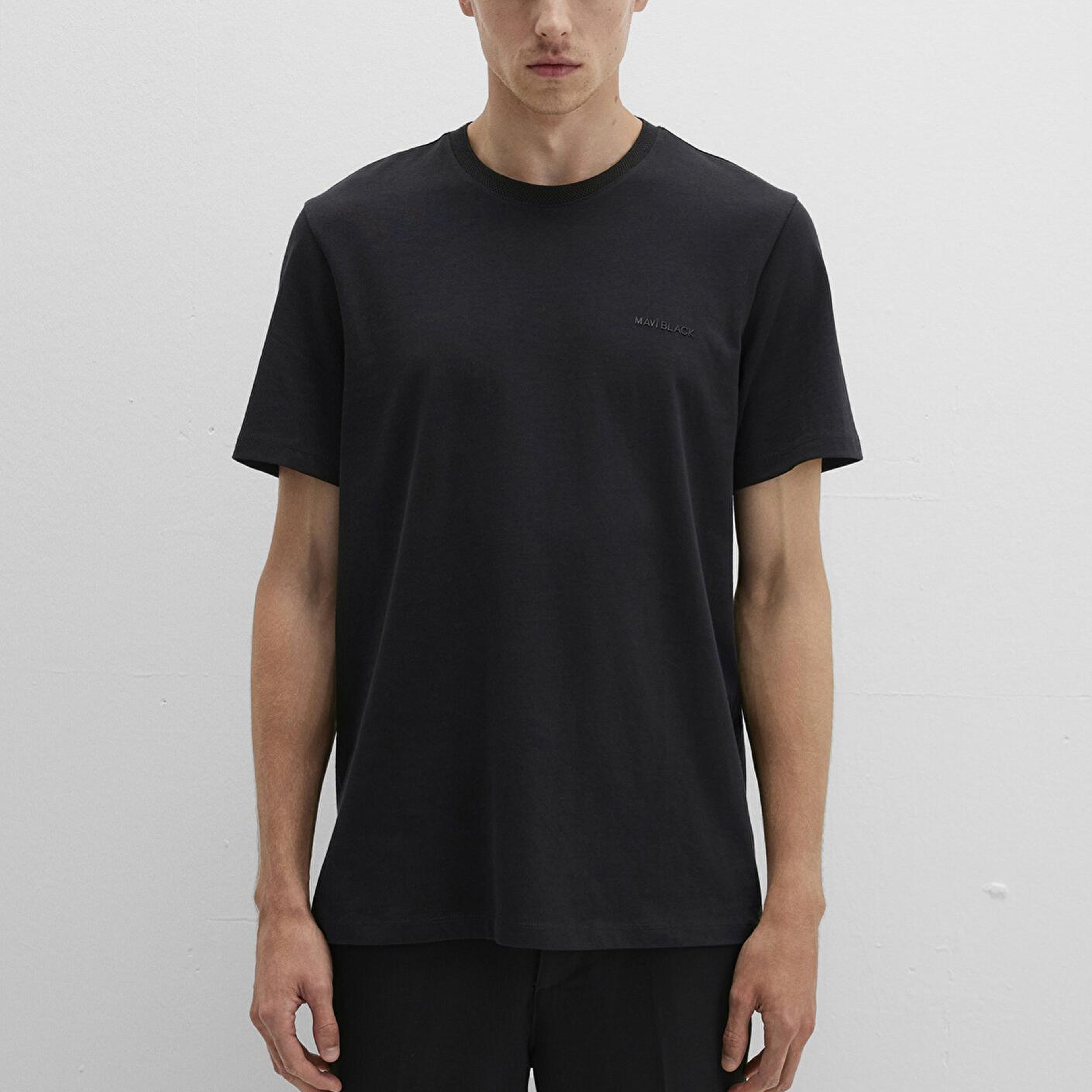 Mavi Mavi Black Siyah Basic Tişört Regular Fit / Normal Kesim 0612872-900