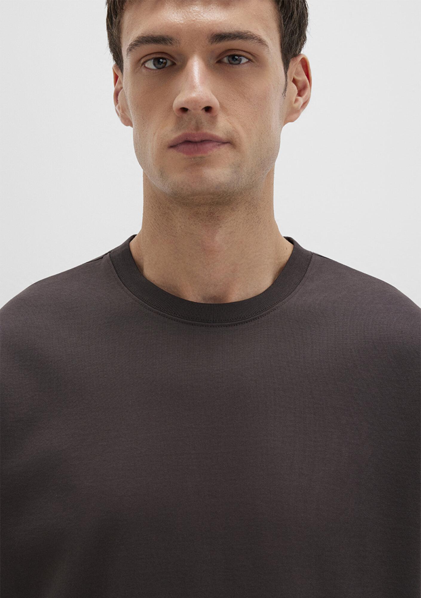 Mavi Bisiklet Yaka Kahverengi Basic Tişört Loose Fit / Bol Rahat Kesim 0612864-70219