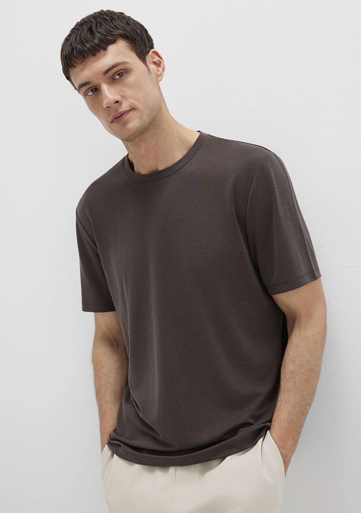 Mavi Bisiklet Yaka Kahverengi Basic Tişört Regular Fit / Normal Kesim 0612865-70219