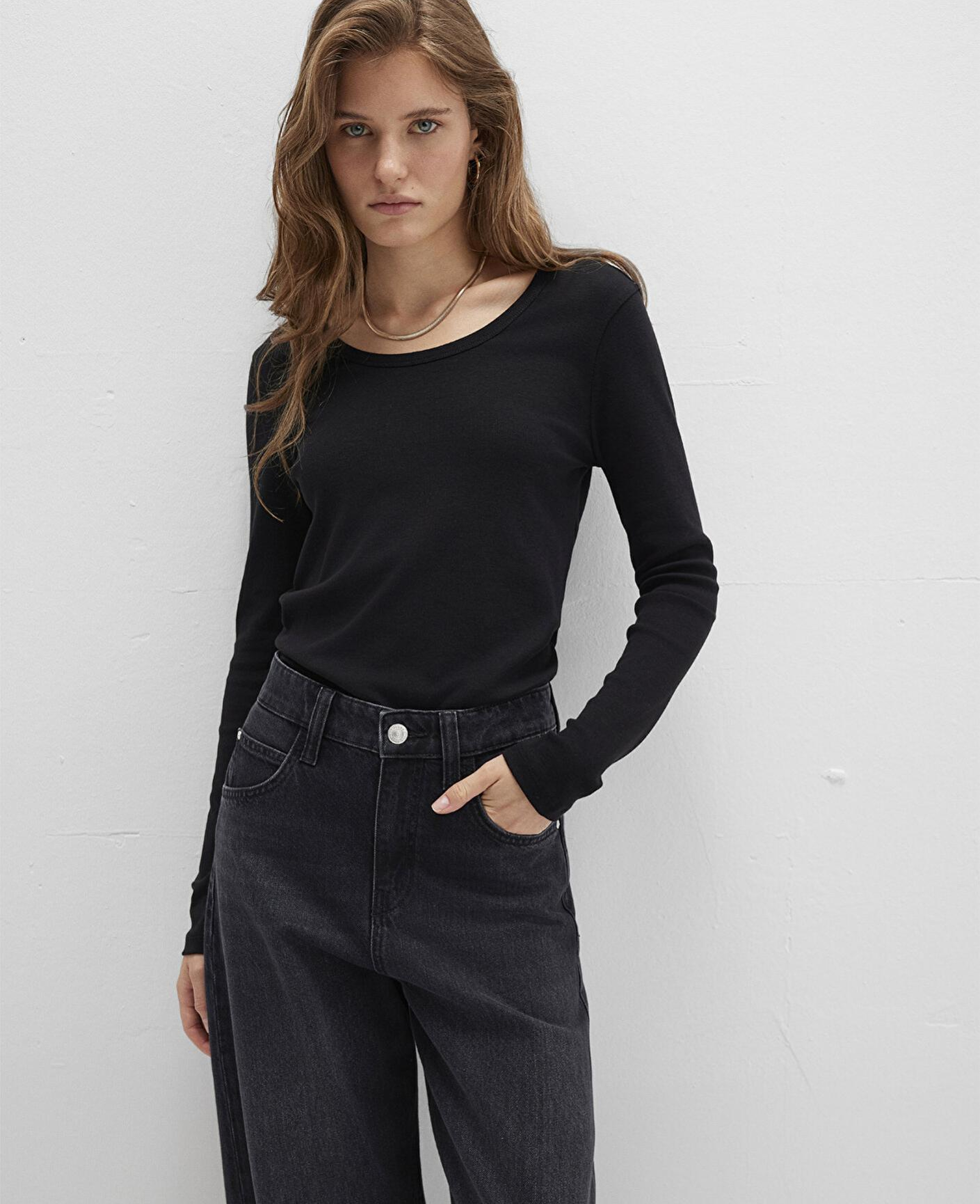 Mavi Uzun Kollu Siyah Basic Tişört Fitted / Vücuda Oturan Kesim 1613323-900