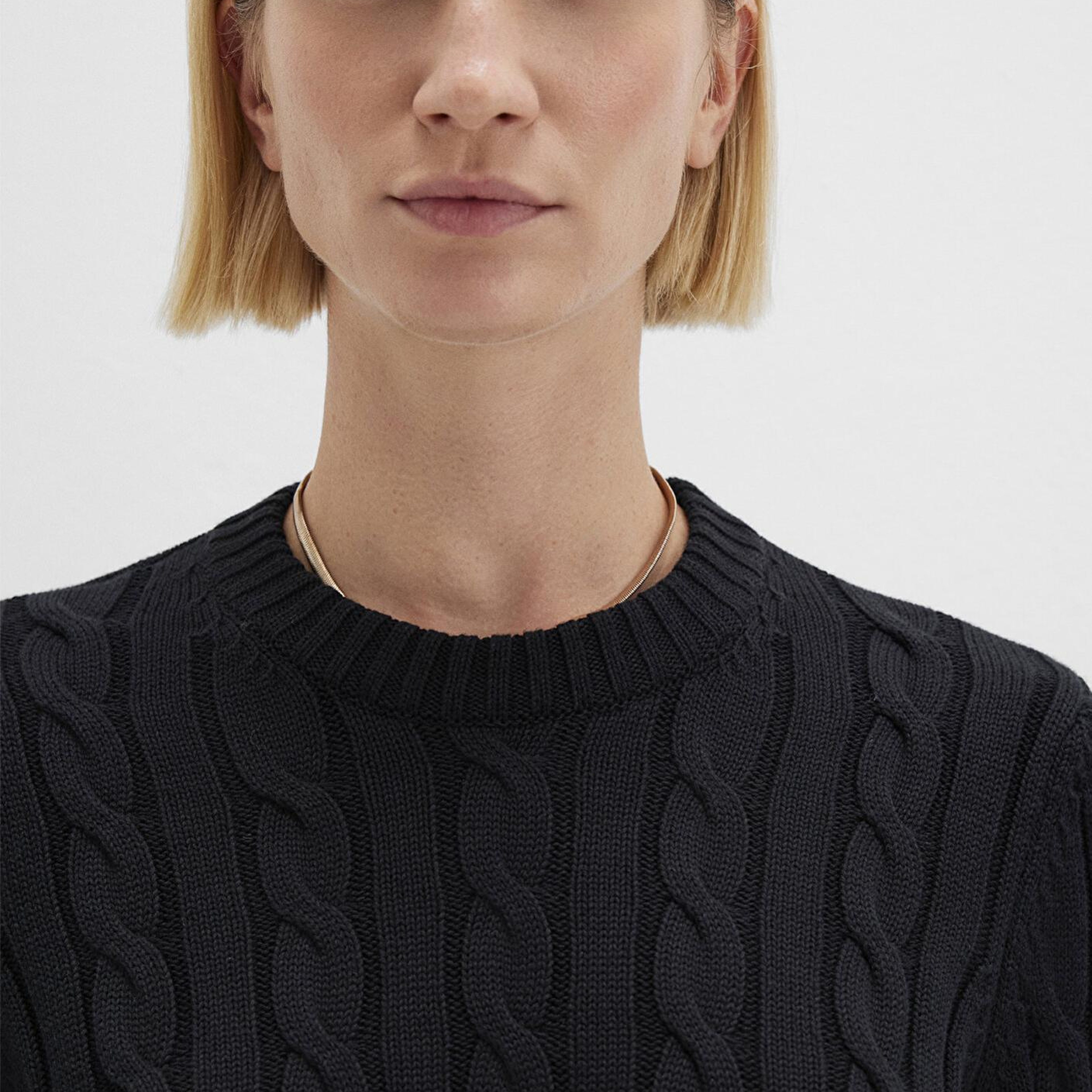 Mavi İpek Karışımlı Bisiklet Yaka Siyah Kazak Slim Fit / Dar Kesim 1710721-900