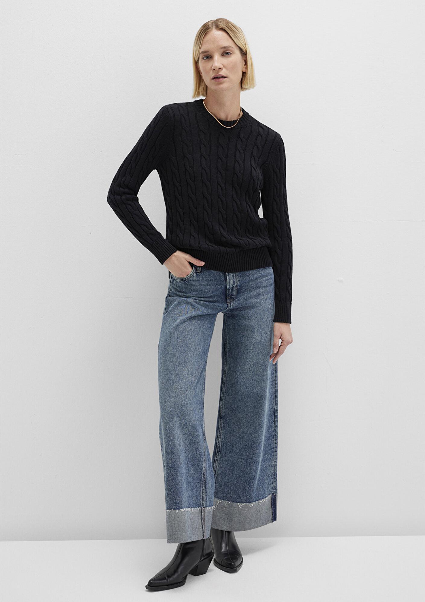 Mavi İpek Karışımlı Bisiklet Yaka Siyah Kazak Slim Fit / Dar Kesim 1710721-900