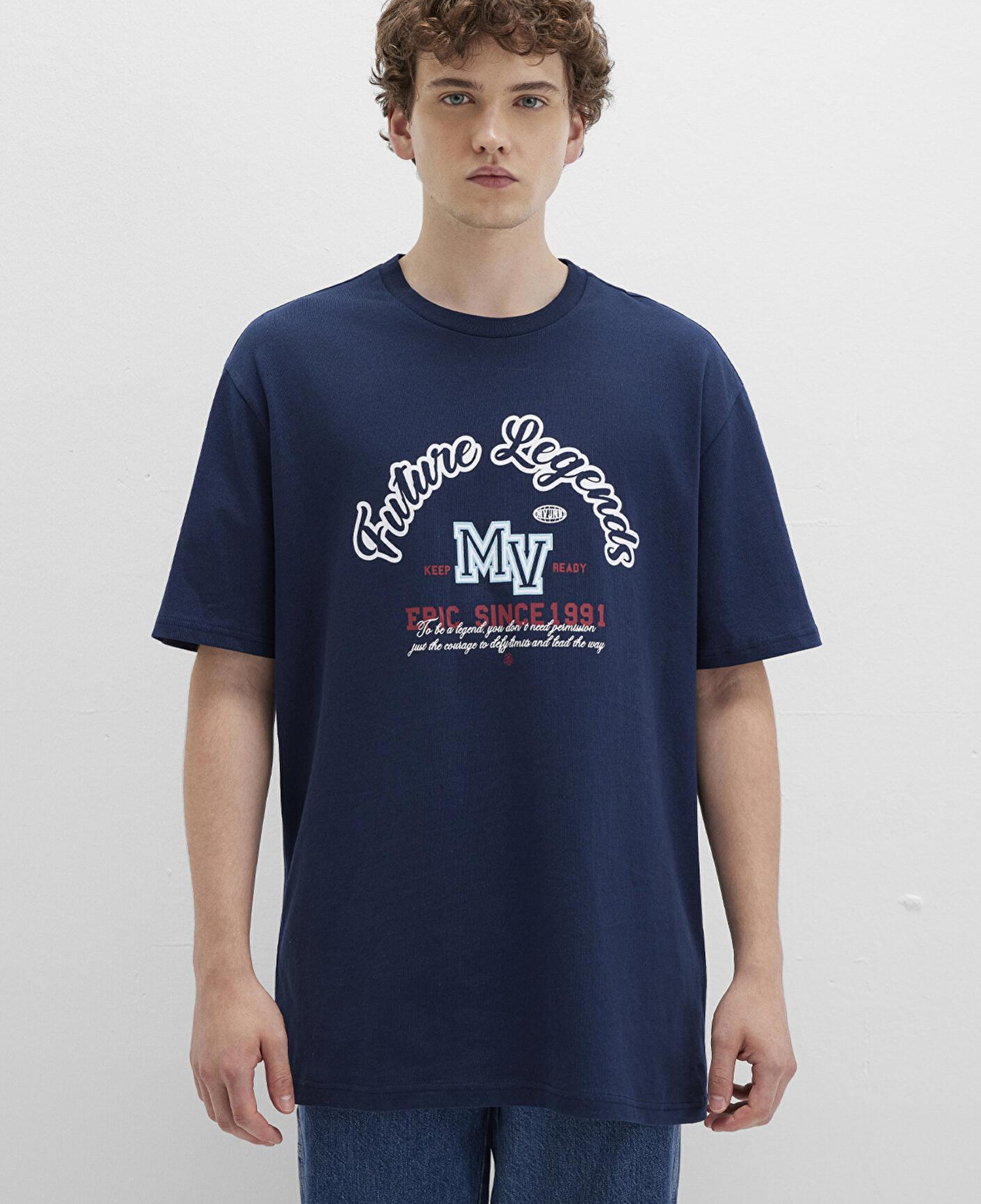 Mavi Baskılı Lacivert Tişört Loose Fit / Bol Rahat Kesim 0612850-89353