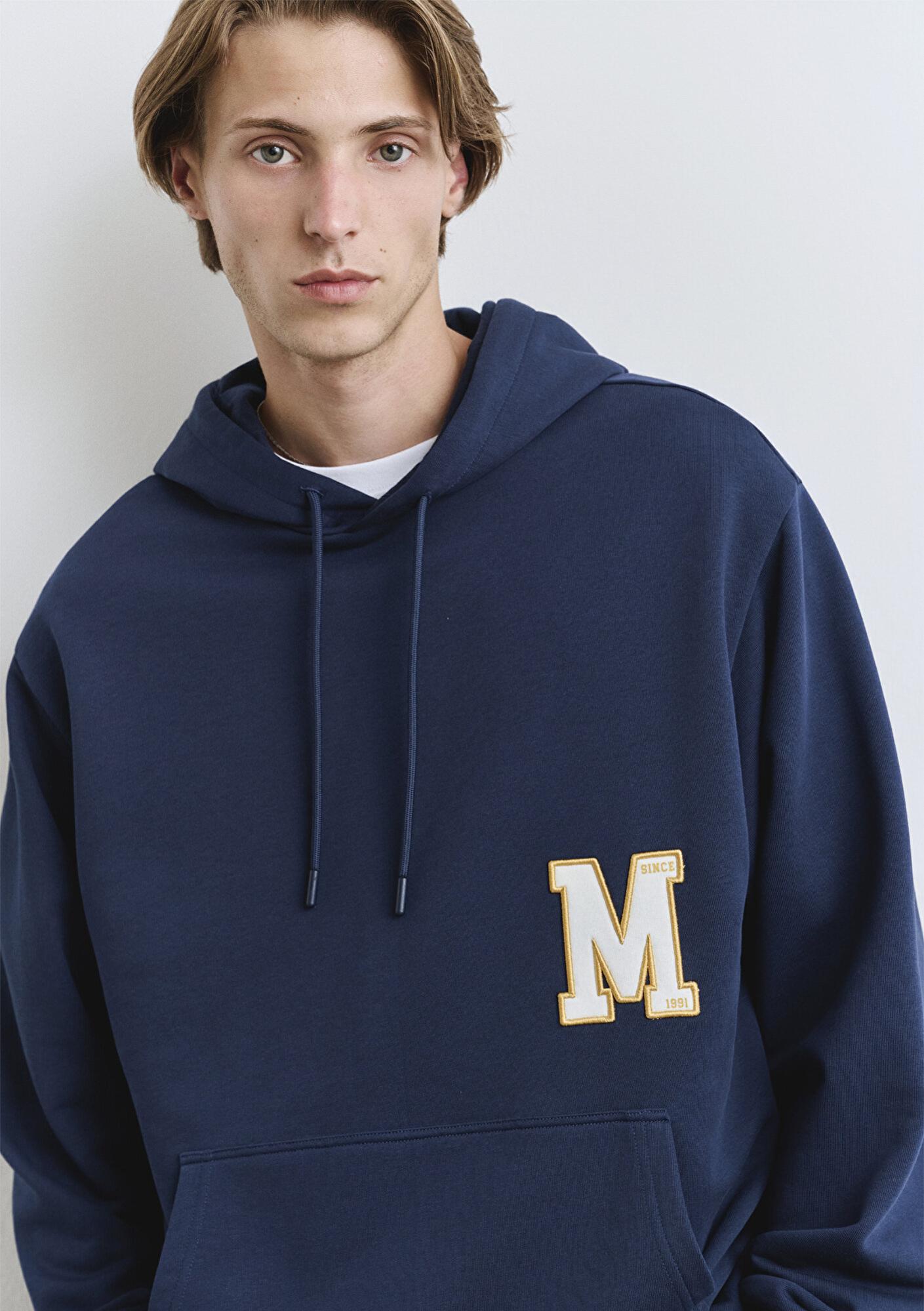 Mavi Sırt Baskılı Kapüşonlu Lacivert Sweatshirt 0S10375-89353