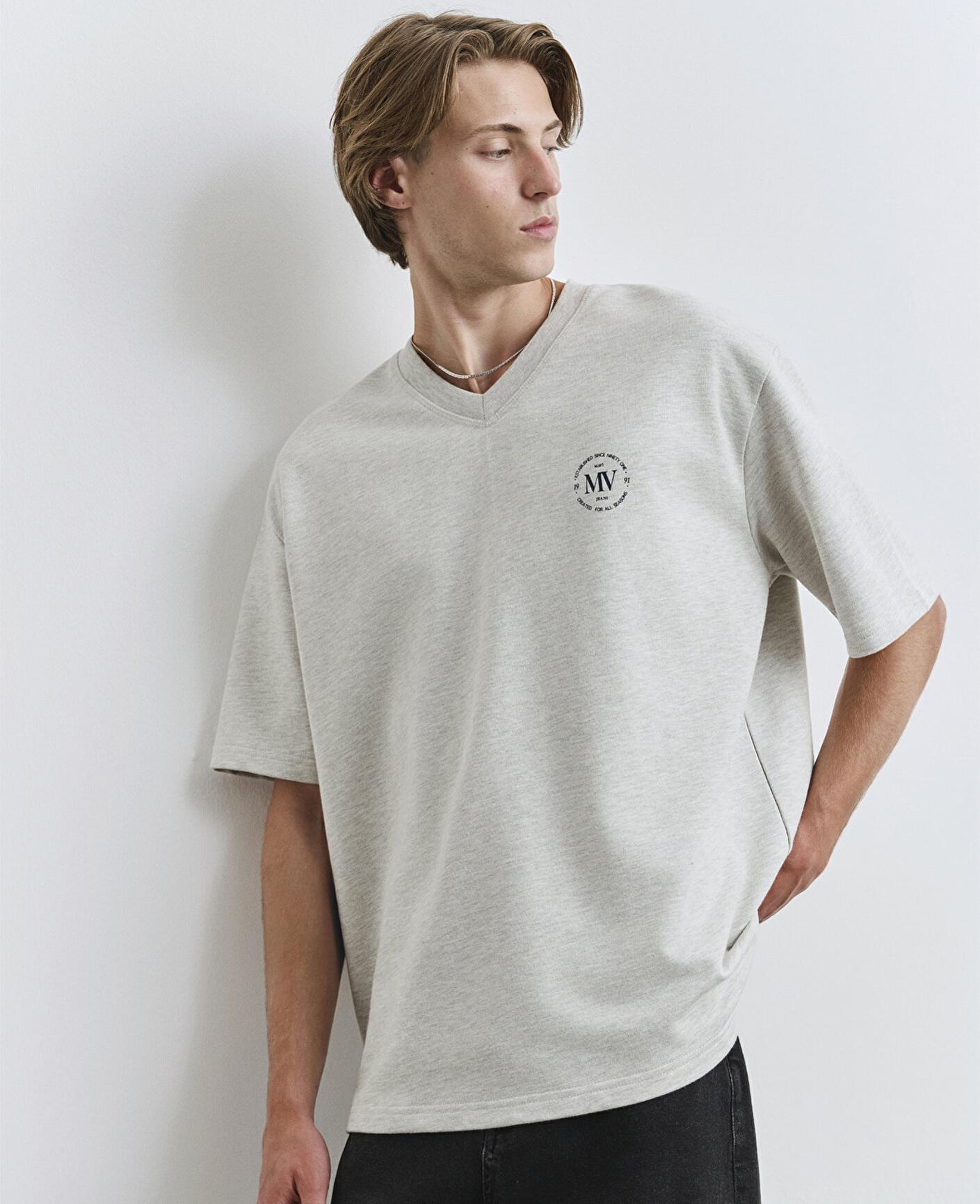 Mavi MV Baskılı Gri Tişört Relaxed Fit / Rahat Kesim 0612846-82498