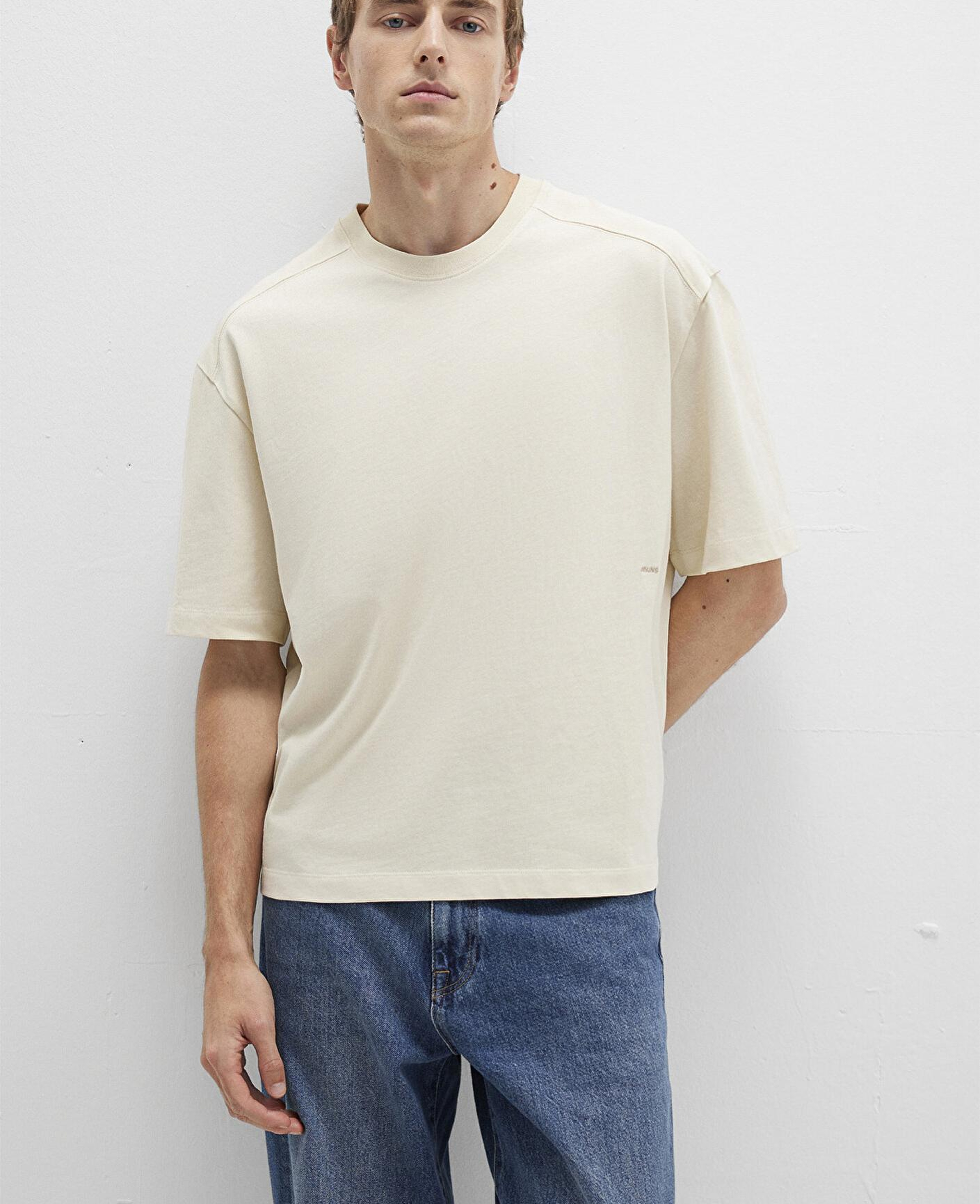 Mavi Bisiklet Yaka MVJNS Nakışlı Ekru Basic Tişört Boxy Fit 0612909-70065