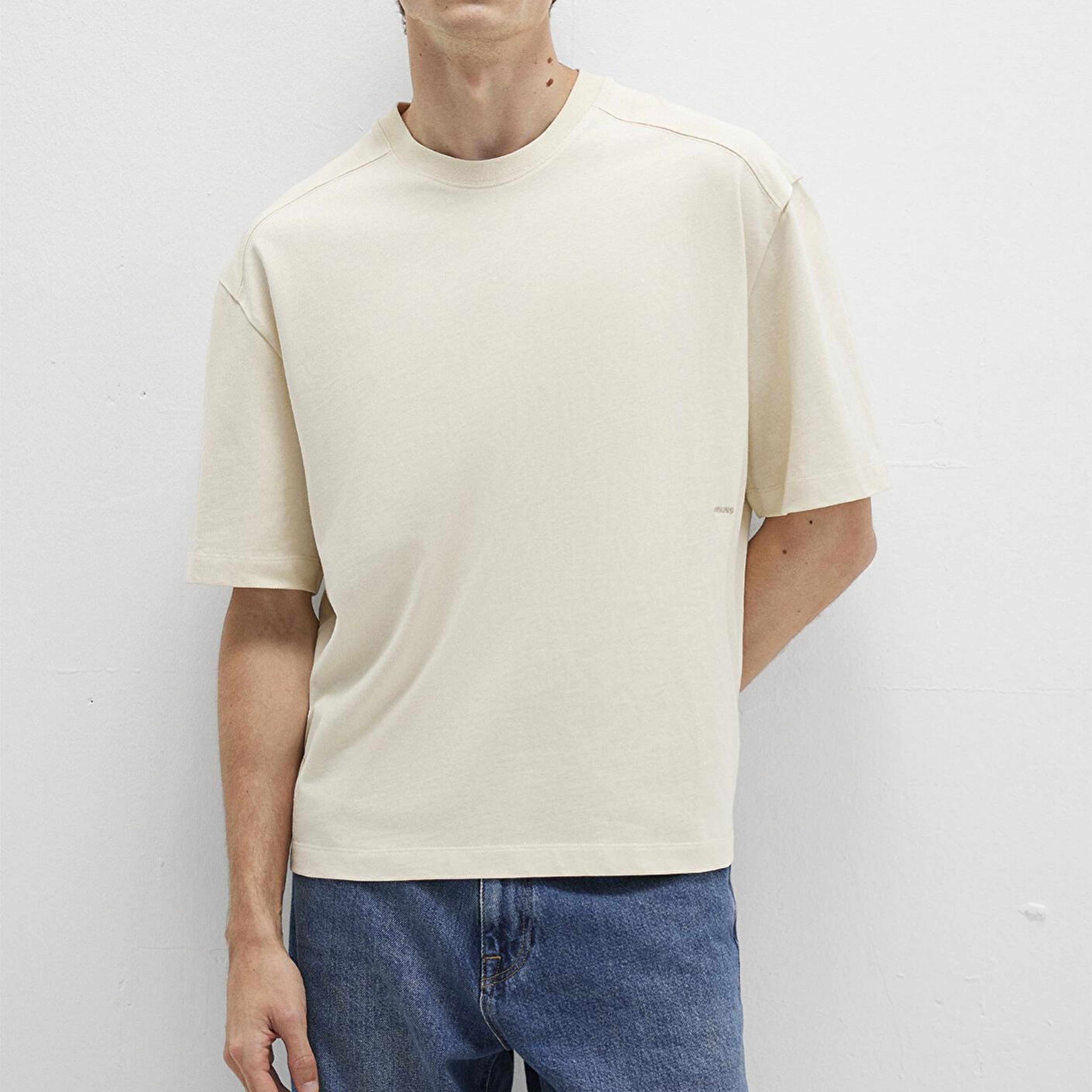 Mavi Bisiklet Yaka MVJNS Nakışlı Ekru Basic Tişört Boxy Fit 0612909-70065