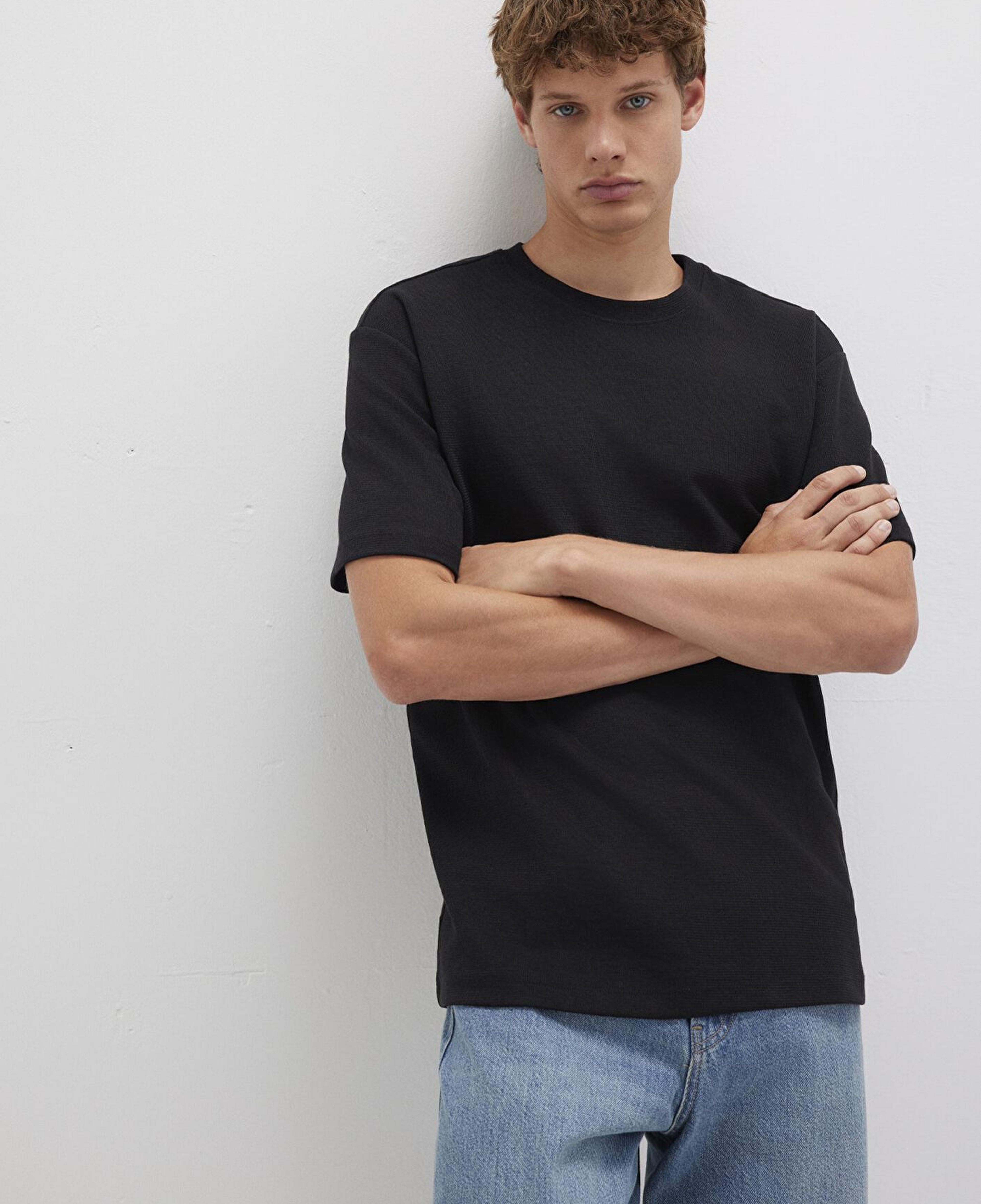 Mavi Siyah Basic Tişört Loose Fit / Bol Rahat Kesim 0612910-900