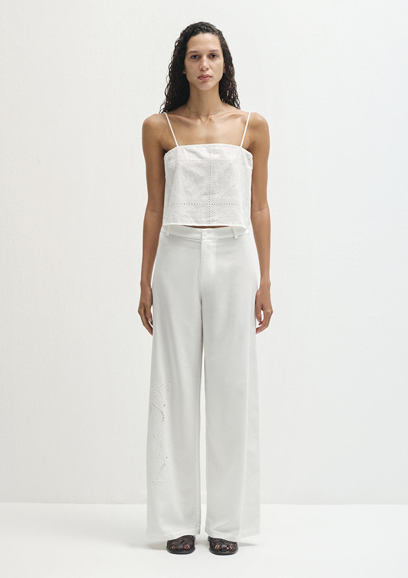 Mavi Fisto İşlemeli Ekru Bluz 1211218-70057