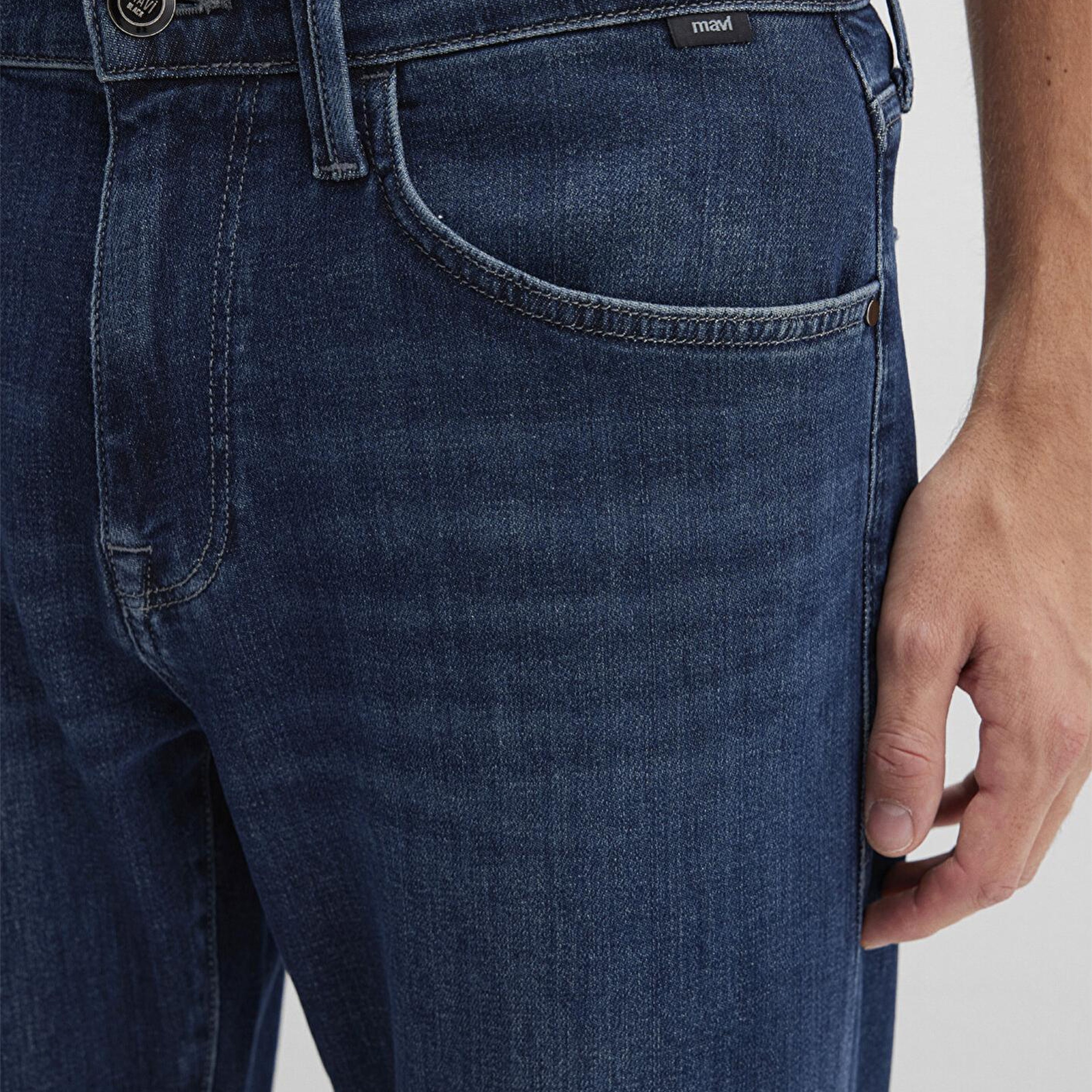 Mavi Marcus Lux Black Gölgeli Gece Mavisi Jean Pantolon 0035190824