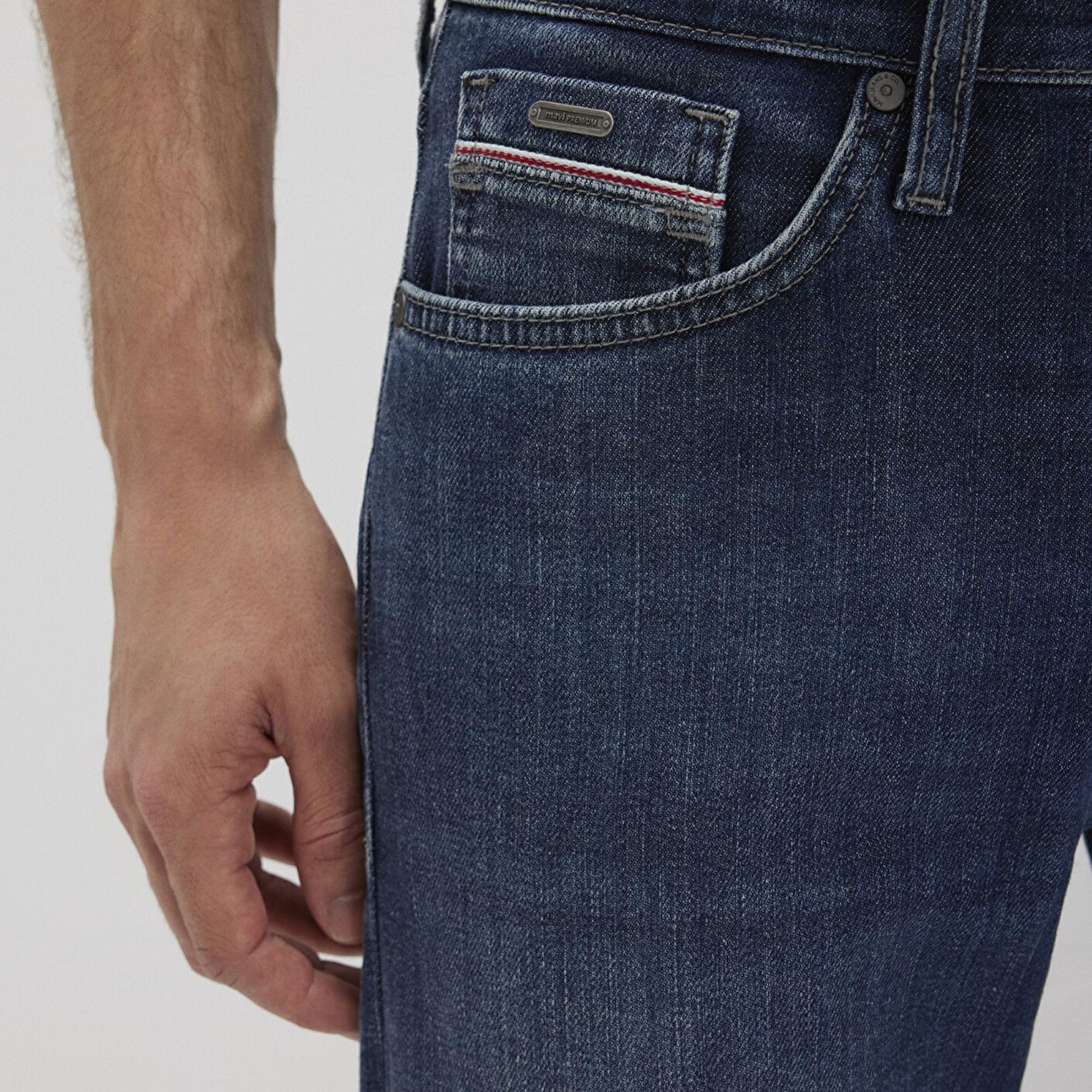 Mavi Marcus Mavi Premium Vintage Koyu Mavi Jean Pantolon 0035190652