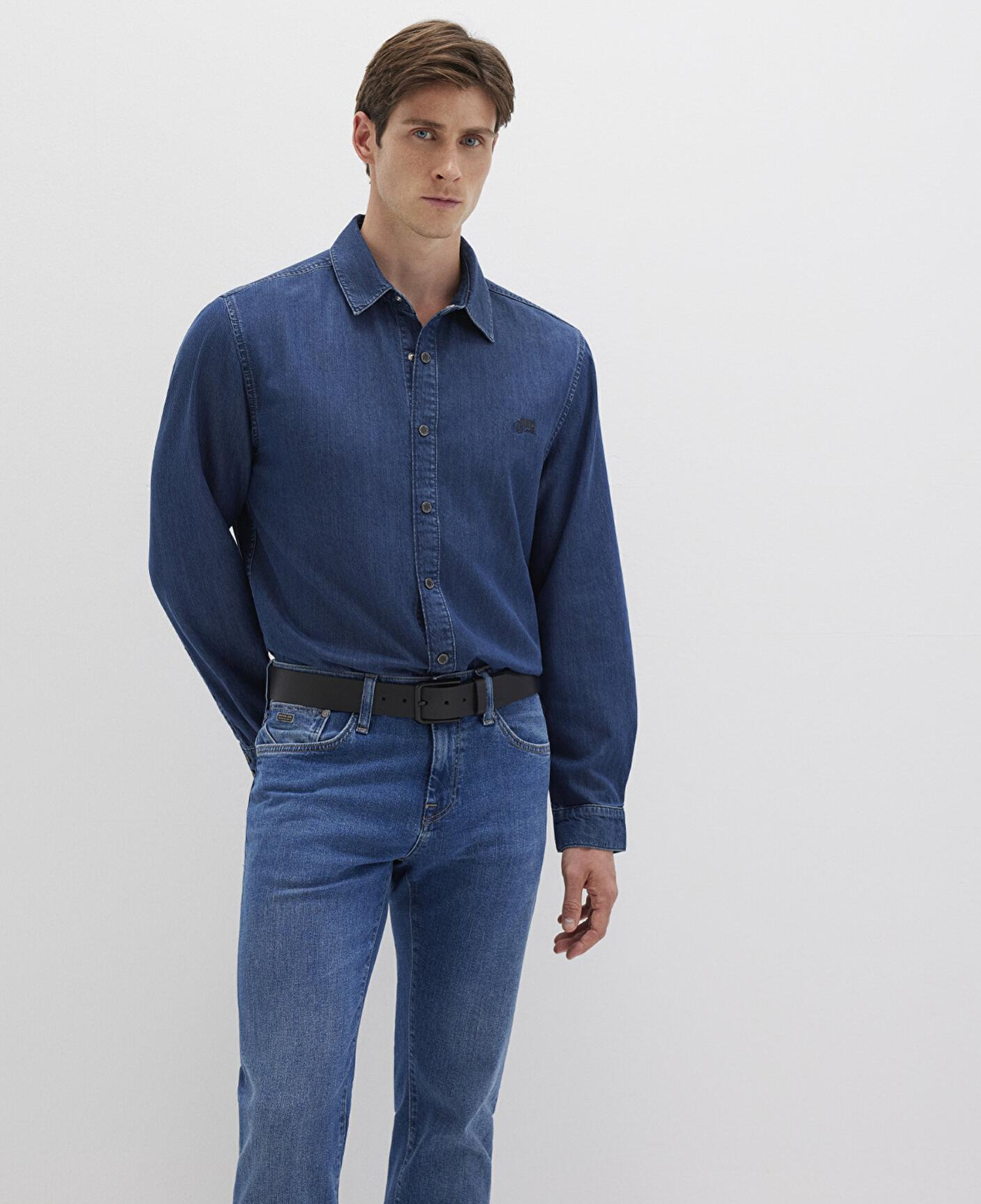 Mavi Roy Lux Black Koyu Indigo Mavisi Jean Gömlek Slim Fit / Dar Kesim 0210496-90767