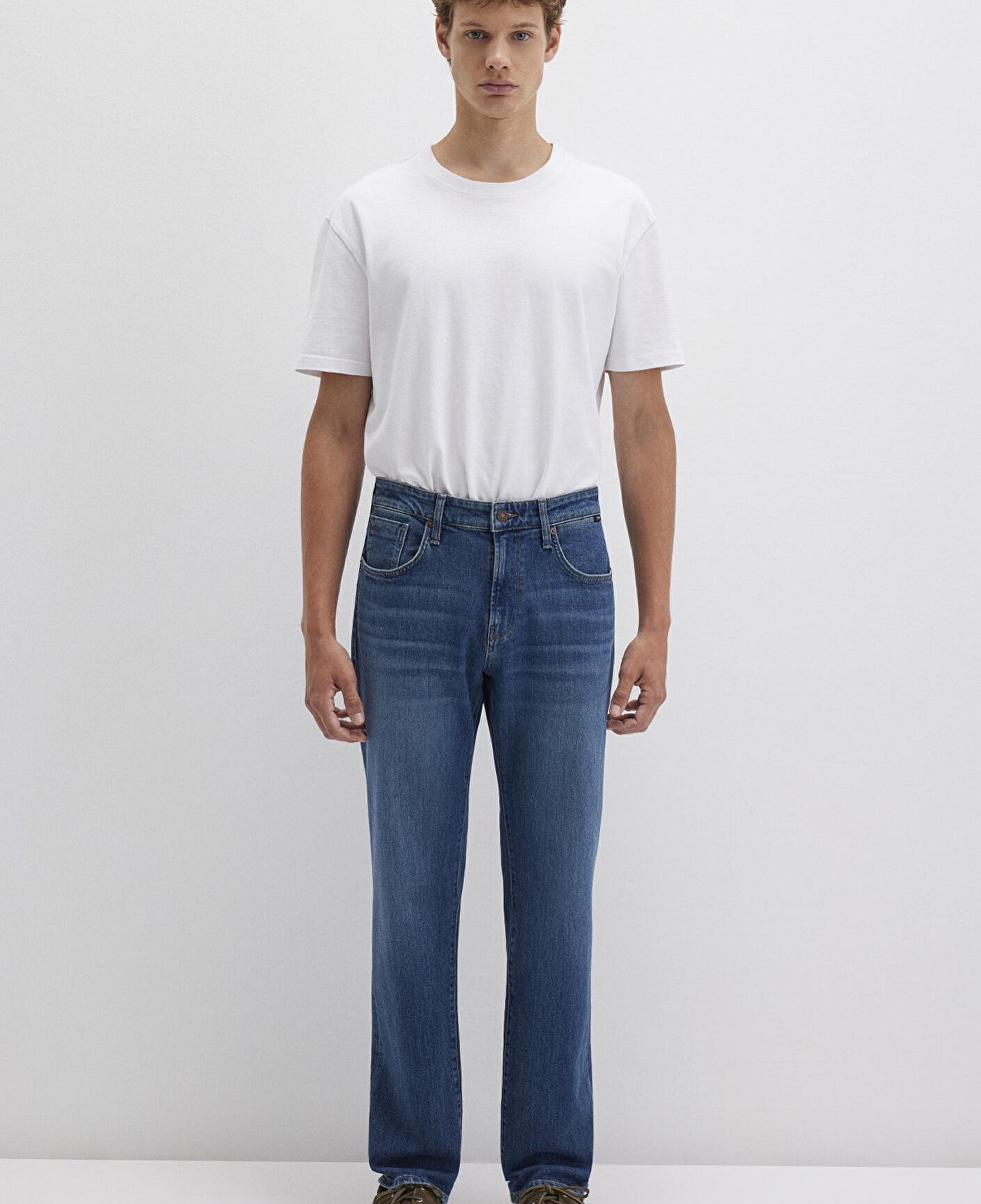 Mavi Lisbon Classic Denim Puslu Vintage Koyu Mavi Jean Pantolon 0010039-90818