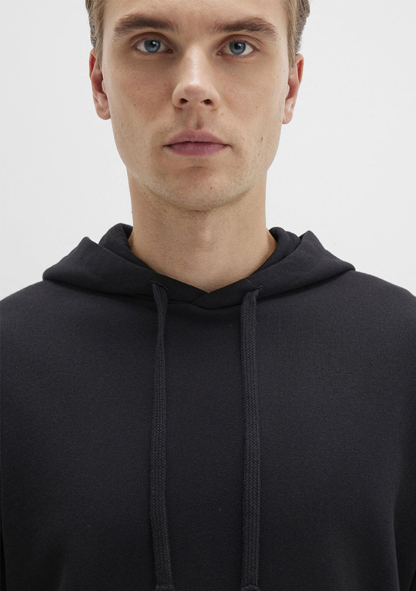 Mavi Kapüşonlu Siyah Sweatshirt 0S10417-900