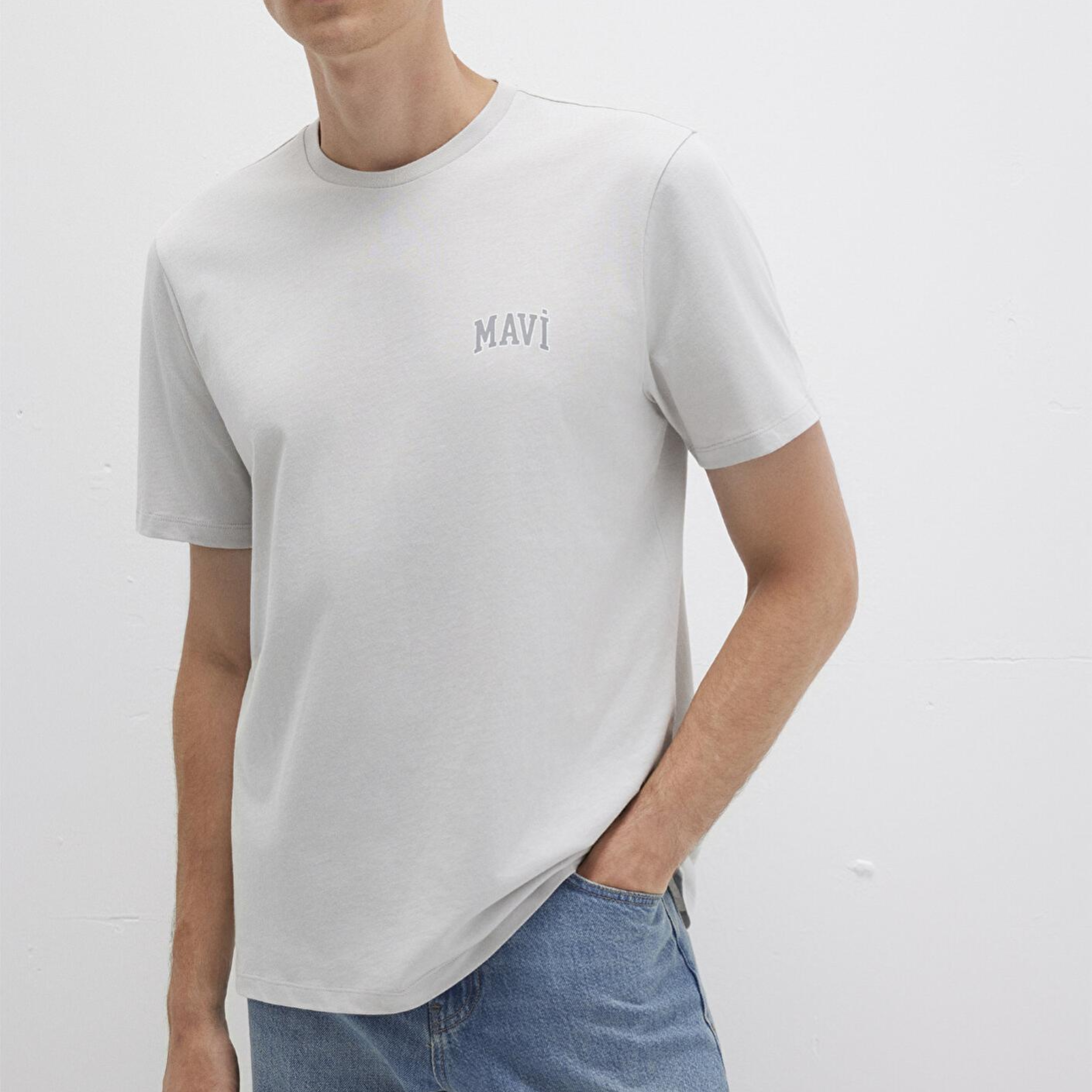 Mavi Mavi Logo Baskılı Gri Tişört Regular Fit / Normal Kesim 0611714-70074