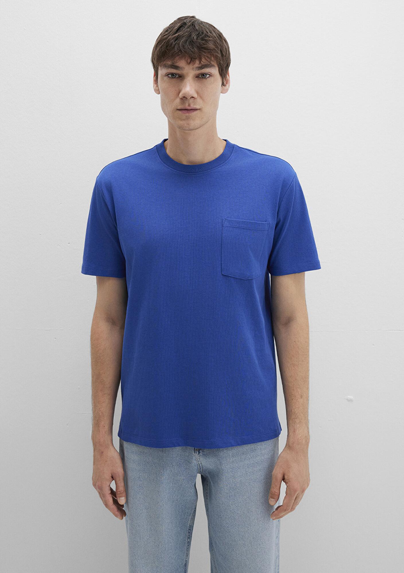 Mavi Cep Detaylı Mavi Basic Tişört Loose Fit / Bol Rahat Kesim 066248-70907