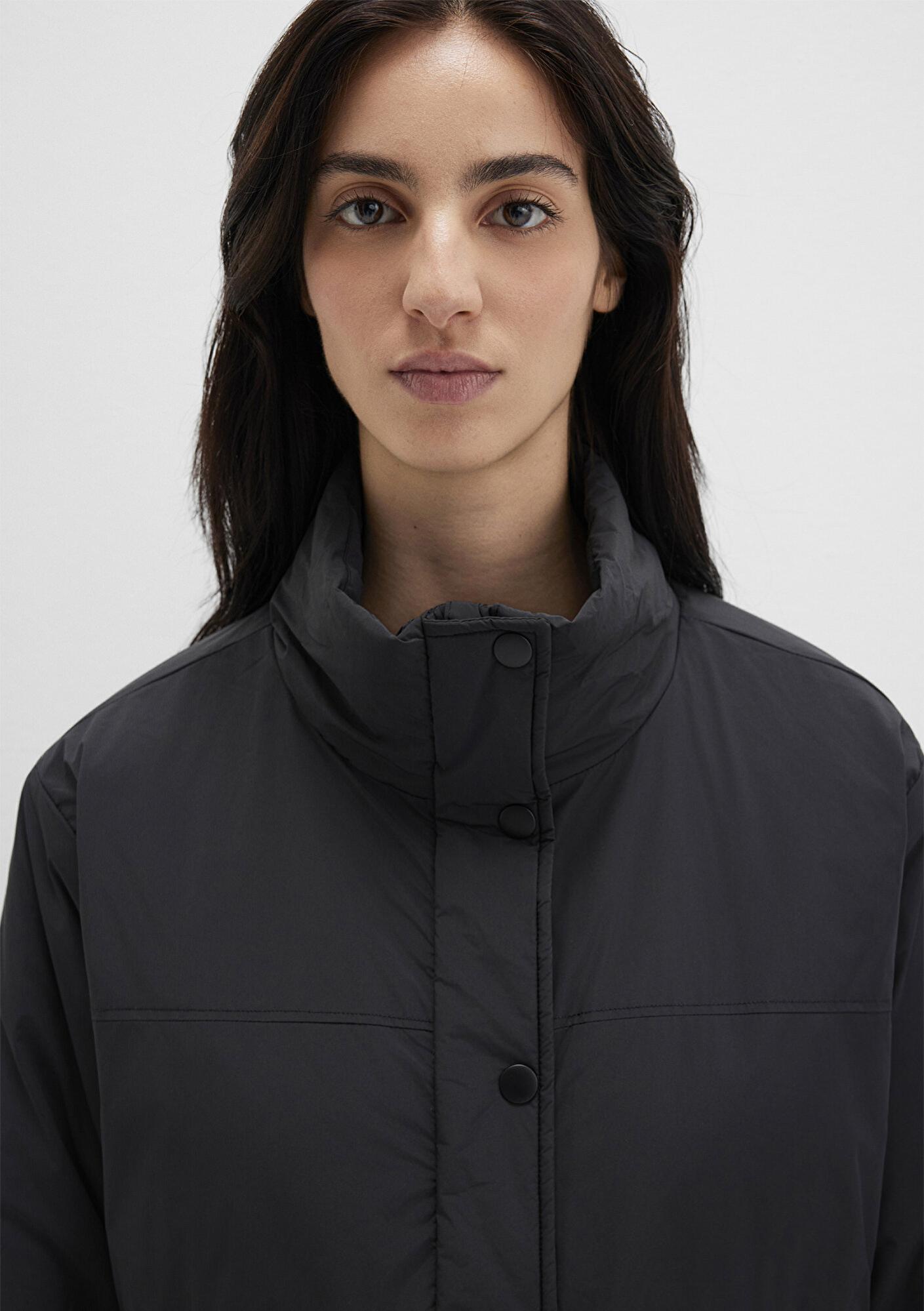 Mavi Su İtici Dik Yaka Siyah Ceket Loose Fit / Bol Rahat Kesim 1110618-900