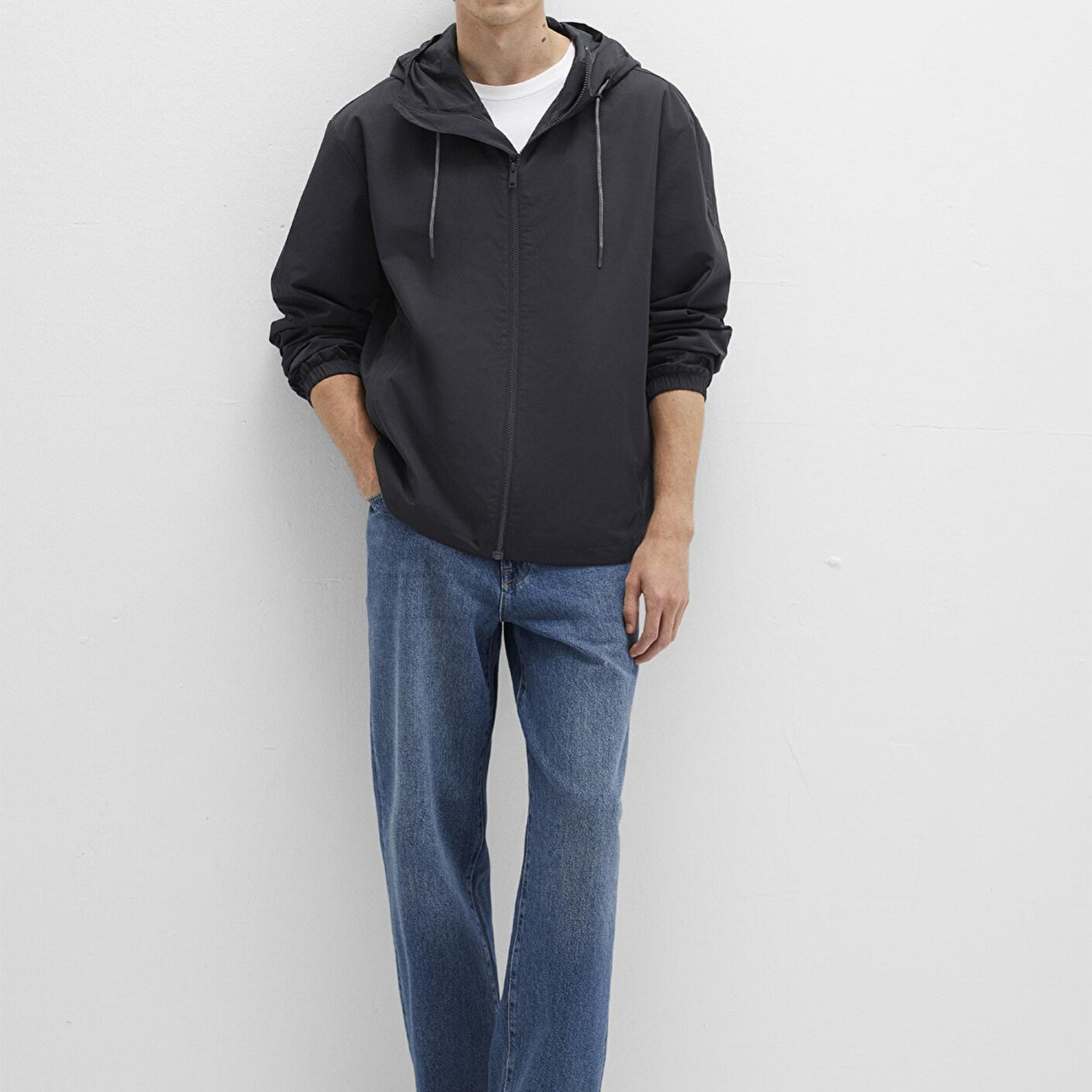 Mavi Kapüşonlu Siyah Mont 0110641-71379