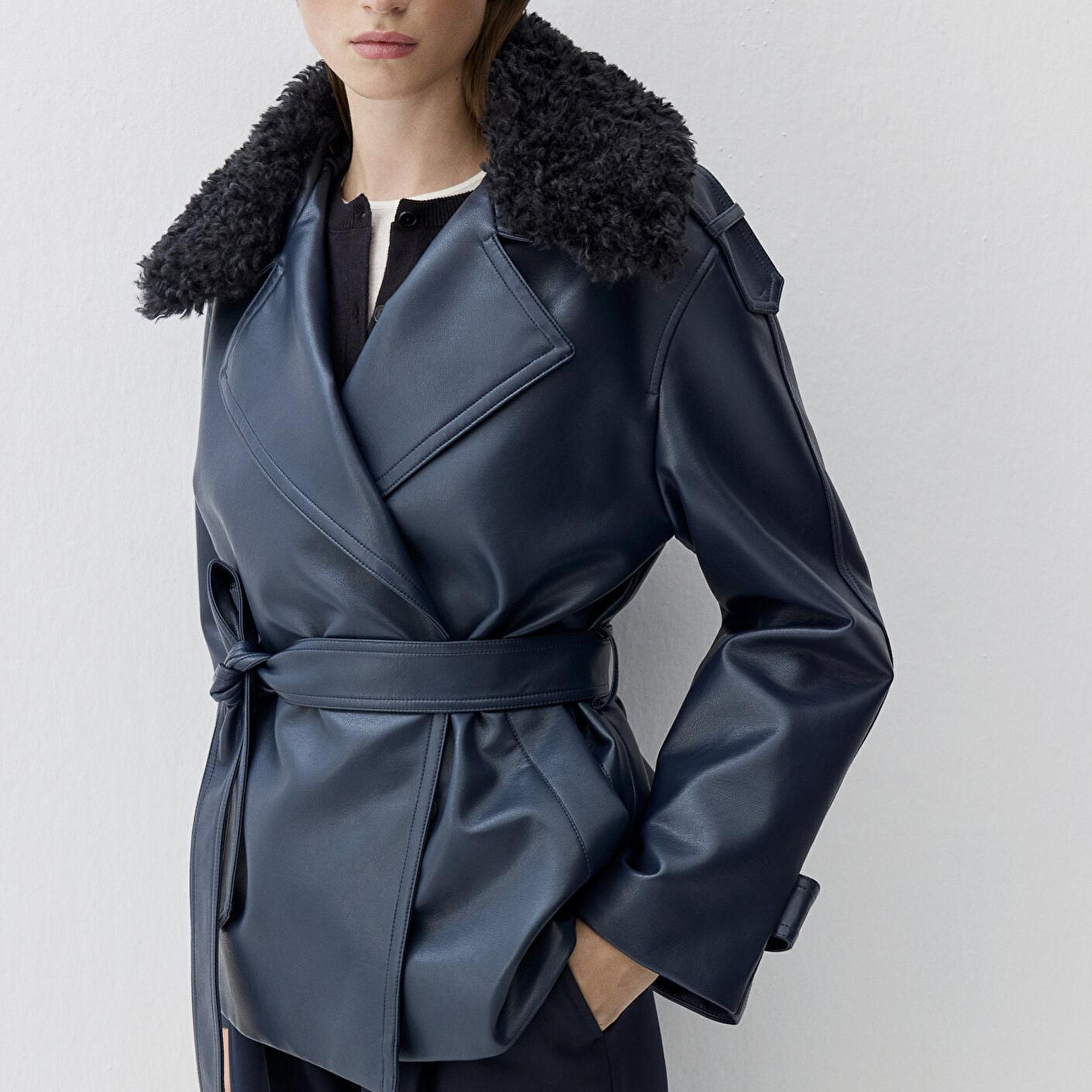 Mavi Lacivert Suni Kürk Detaylı Suni Deri Ceket Loose Fit / Bol Rahat Kesim 1110717-87822