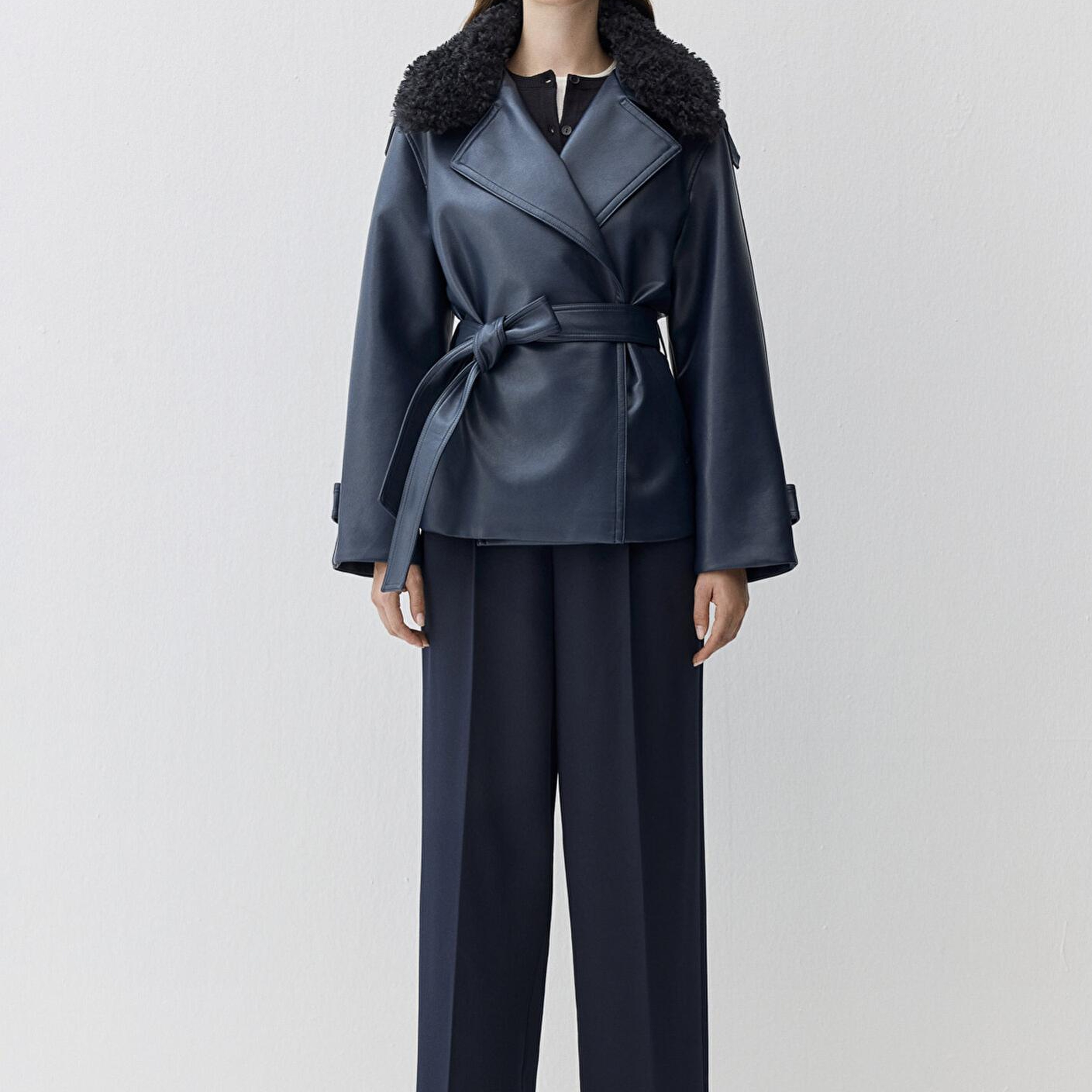 Mavi Lacivert Suni Kürk Detaylı Suni Deri Ceket Loose Fit / Bol Rahat Kesim 1110717-87822