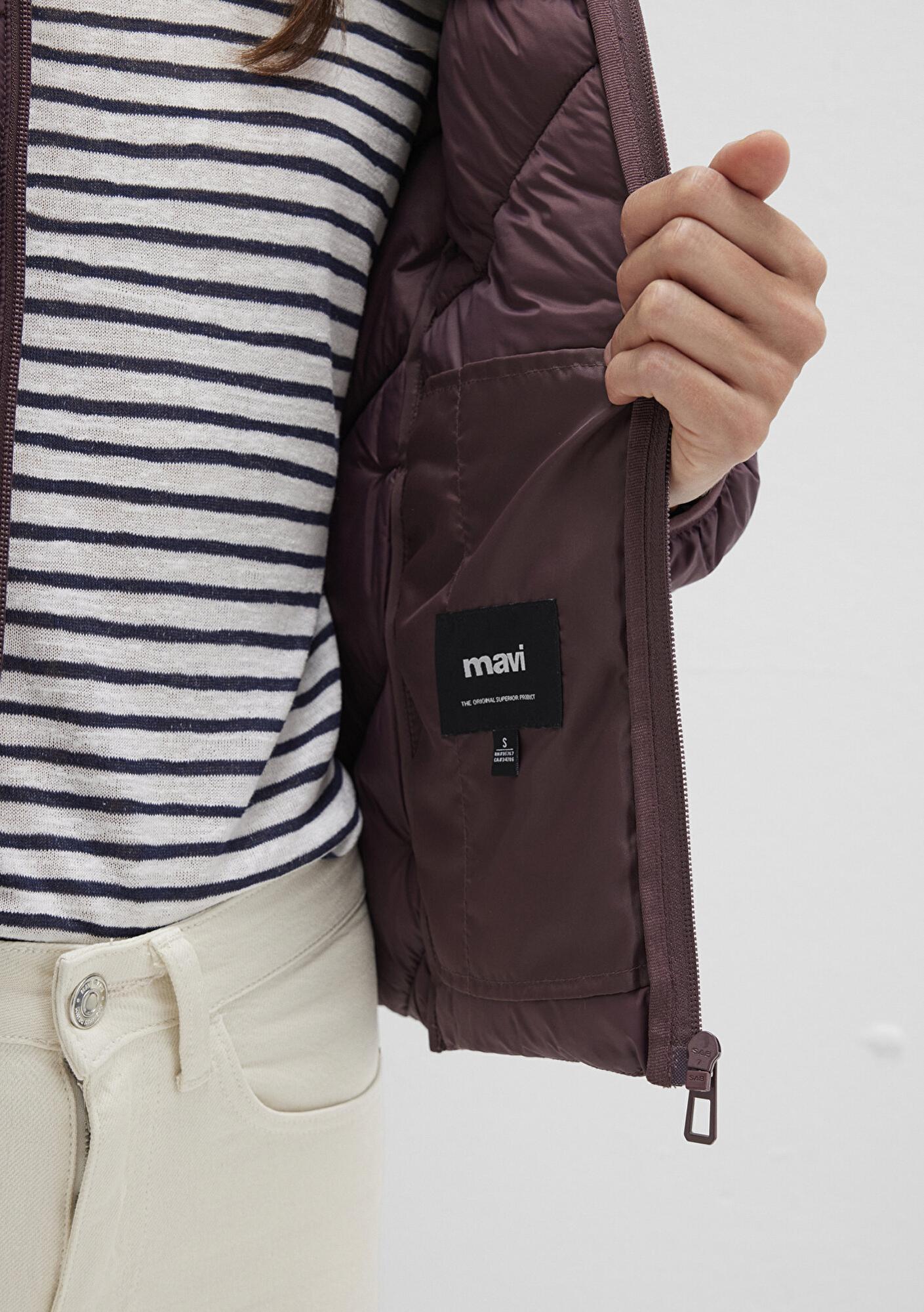 Mavi Su İtici Dik Yaka Mor Şişme Mont 110698-70260