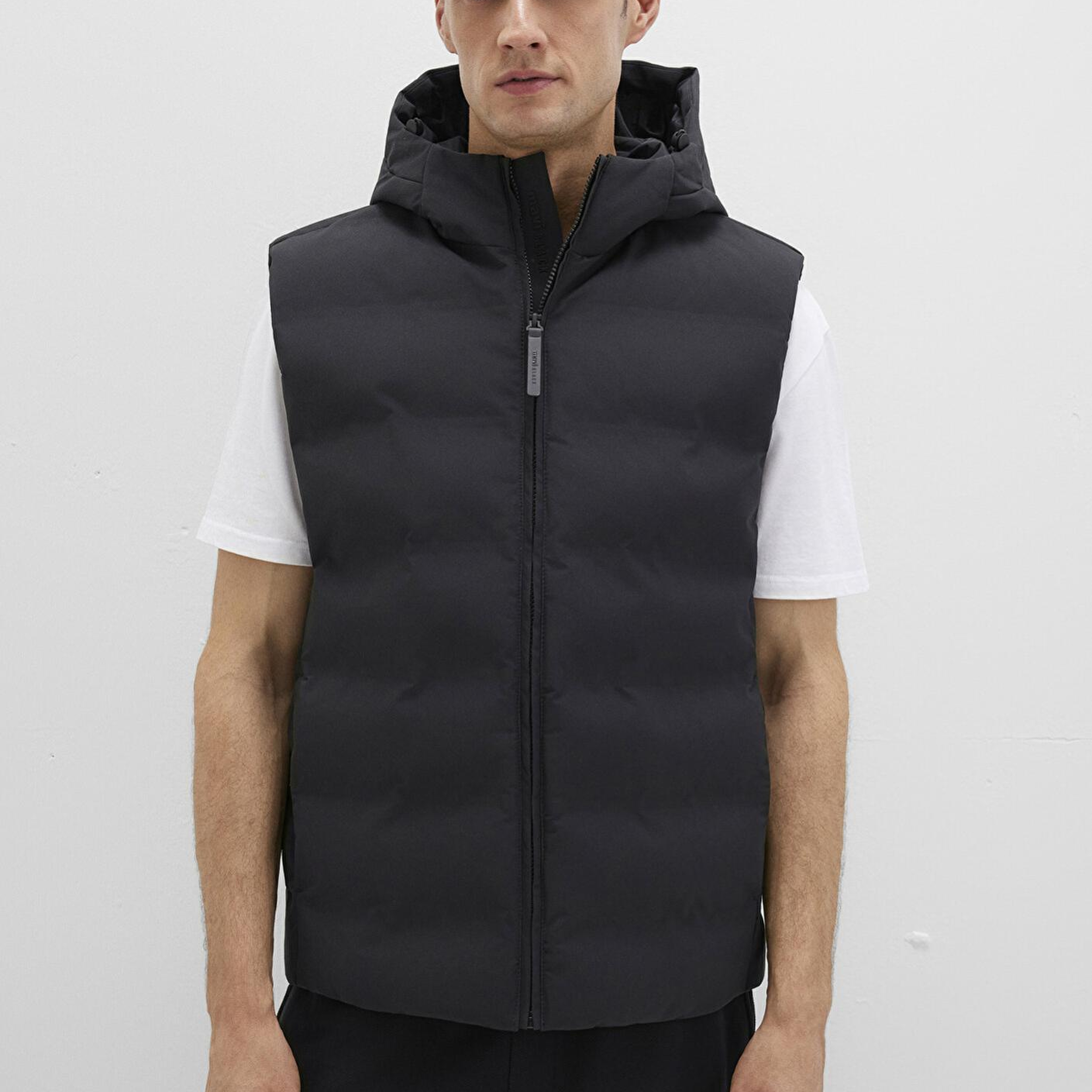 Mavi Kapüşonlu Siyah Şişme Yelek Regular Fit / Normal Kesim 0110619-71379