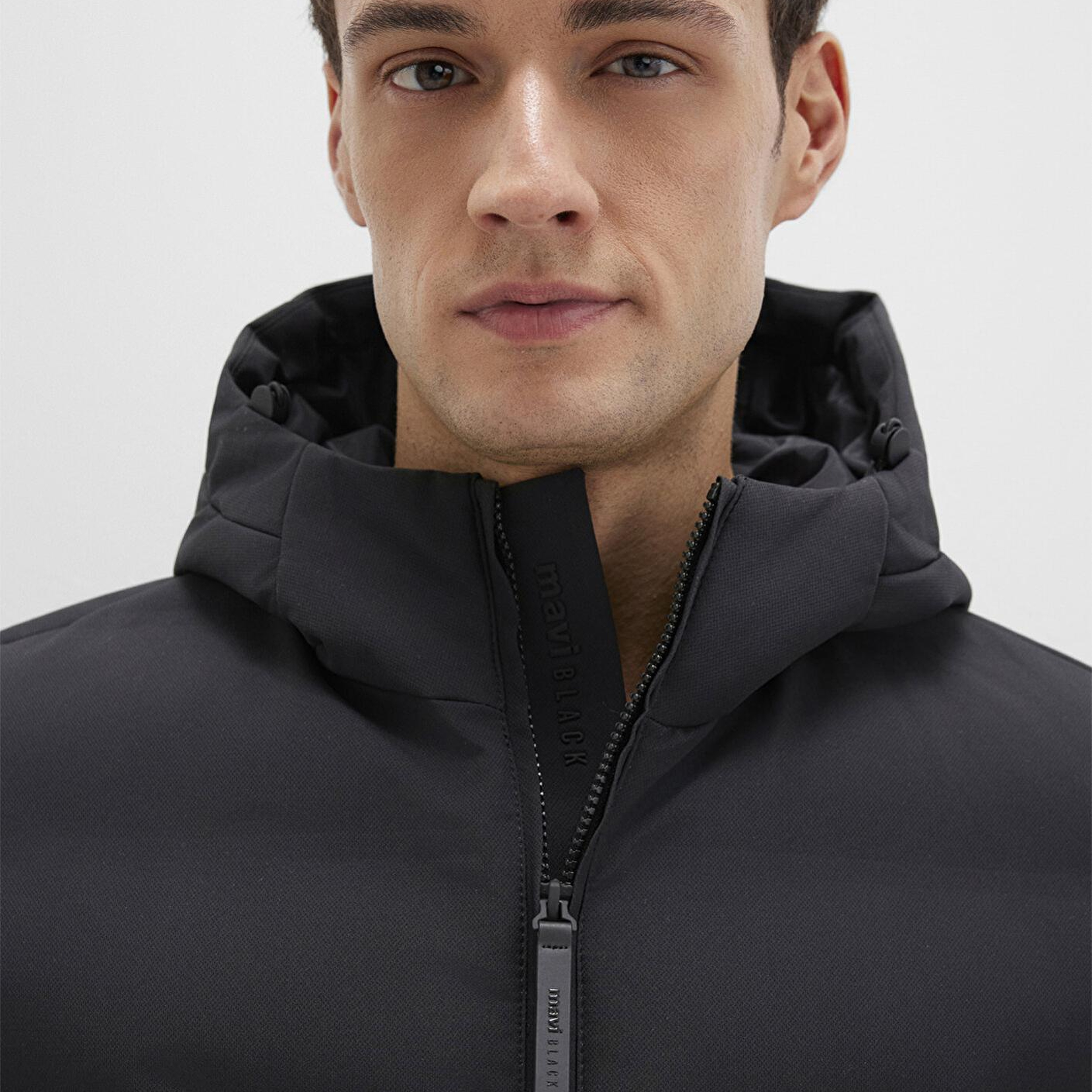 Mavi Kapüşonlu Siyah Şişme Yelek Regular Fit / Normal Kesim 0110619-71379