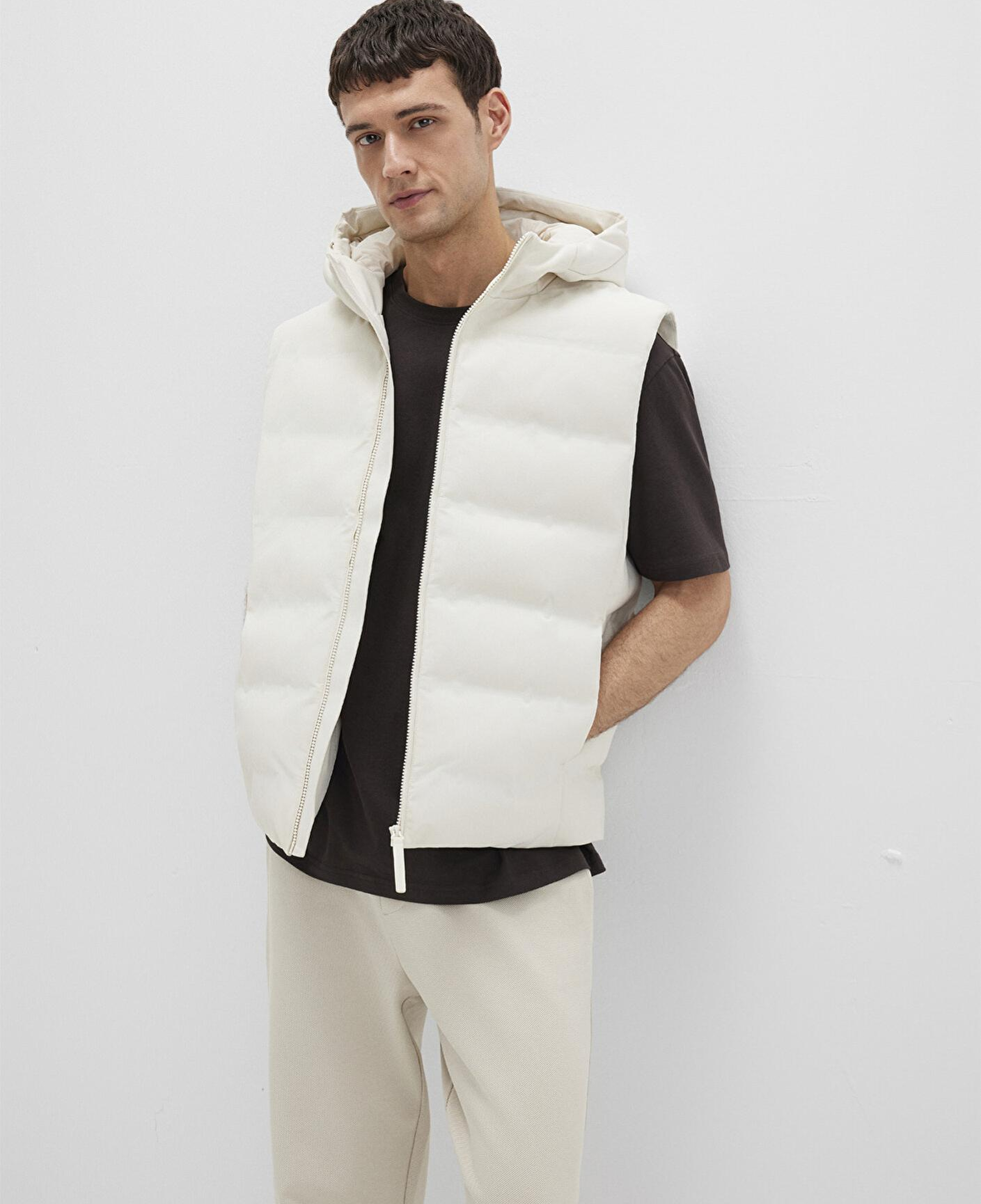 Mavi Kapüşonlu Ekru Şişme Yelek Regular Fit / Normal Kesim 0110619-70134