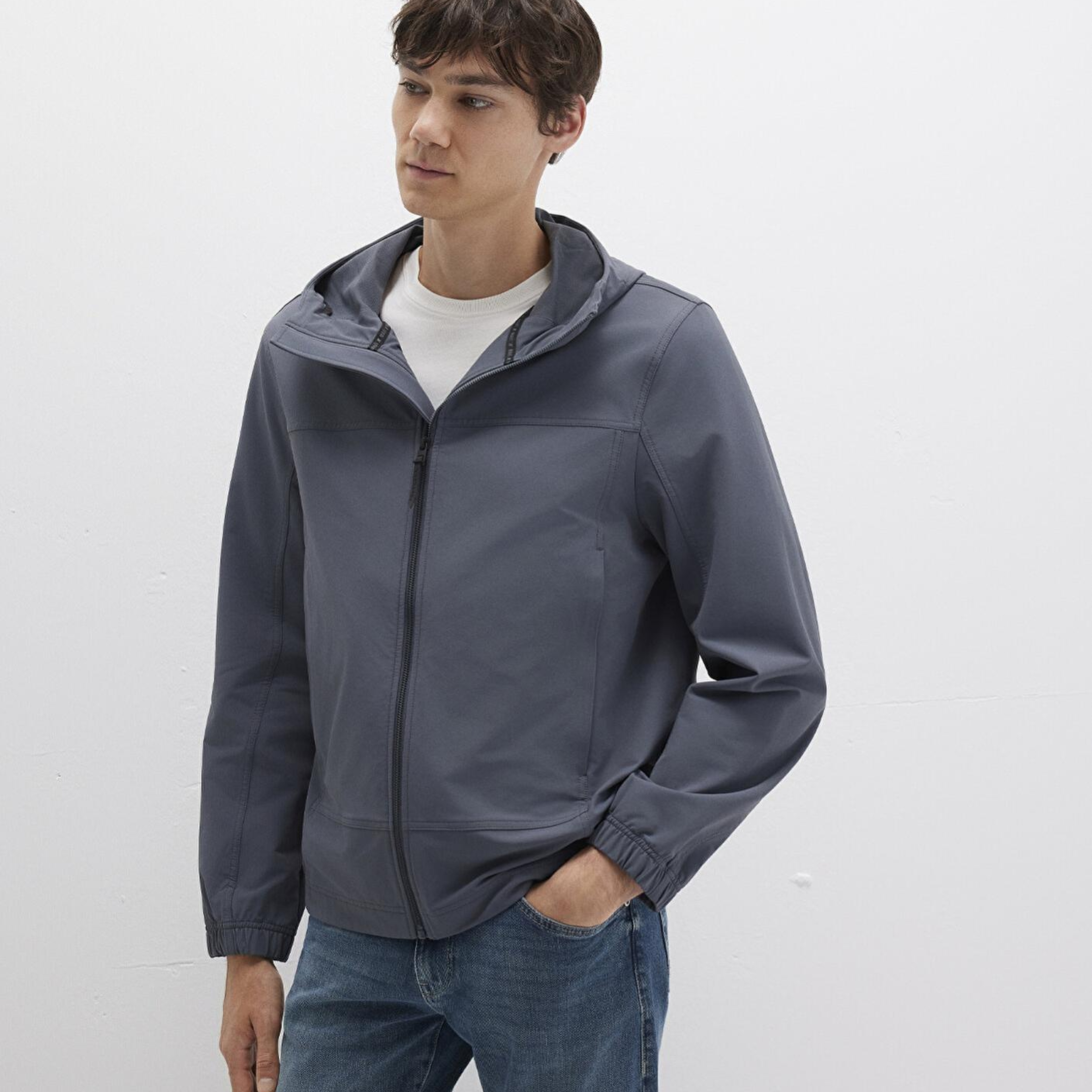 Mavi Su İtici Kapüşonlu Antrasit Ceket Regular Fit / Normal Kesim 0110643-80776