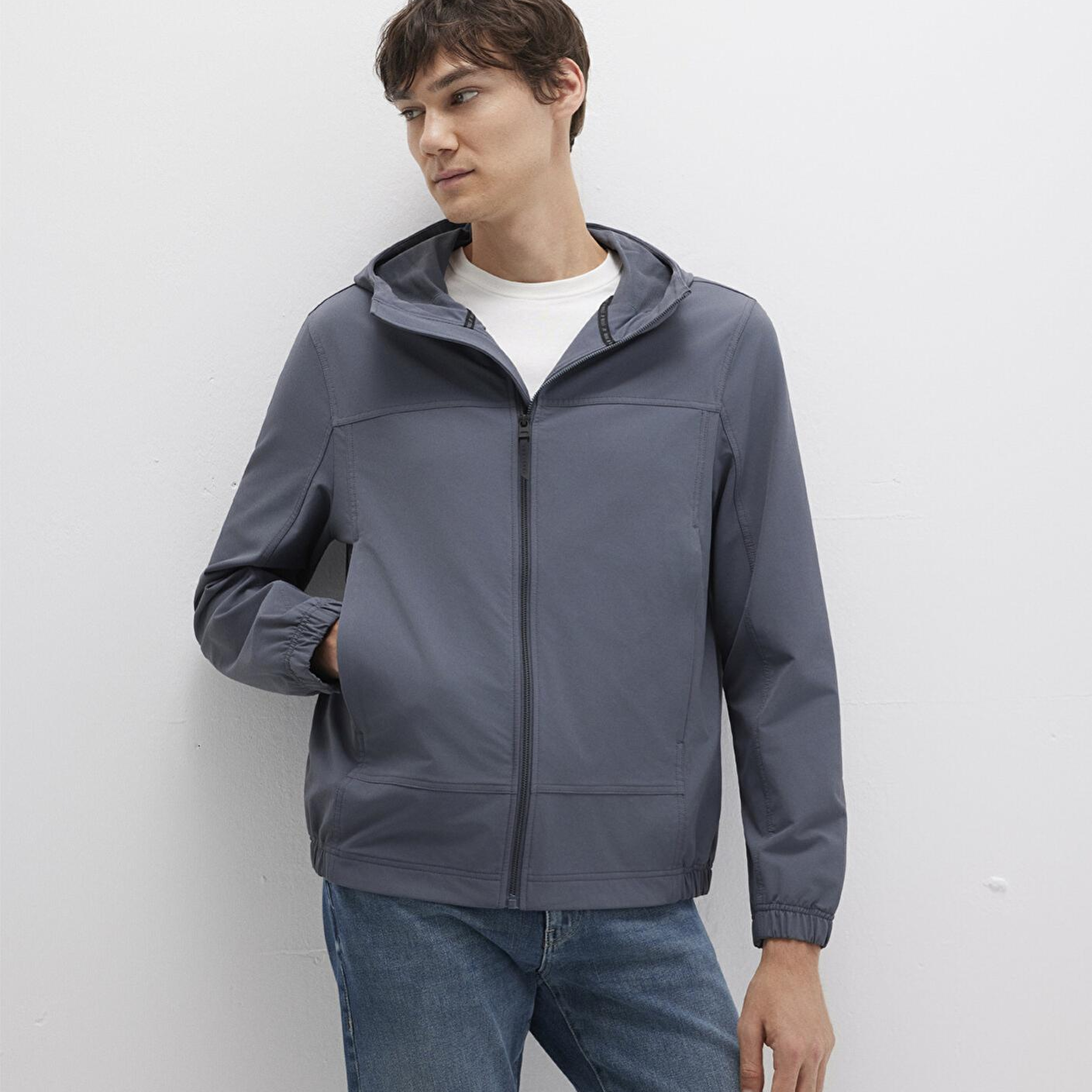 Mavi Su İtici Kapüşonlu Antrasit Ceket Regular Fit / Normal Kesim 0110643-80776