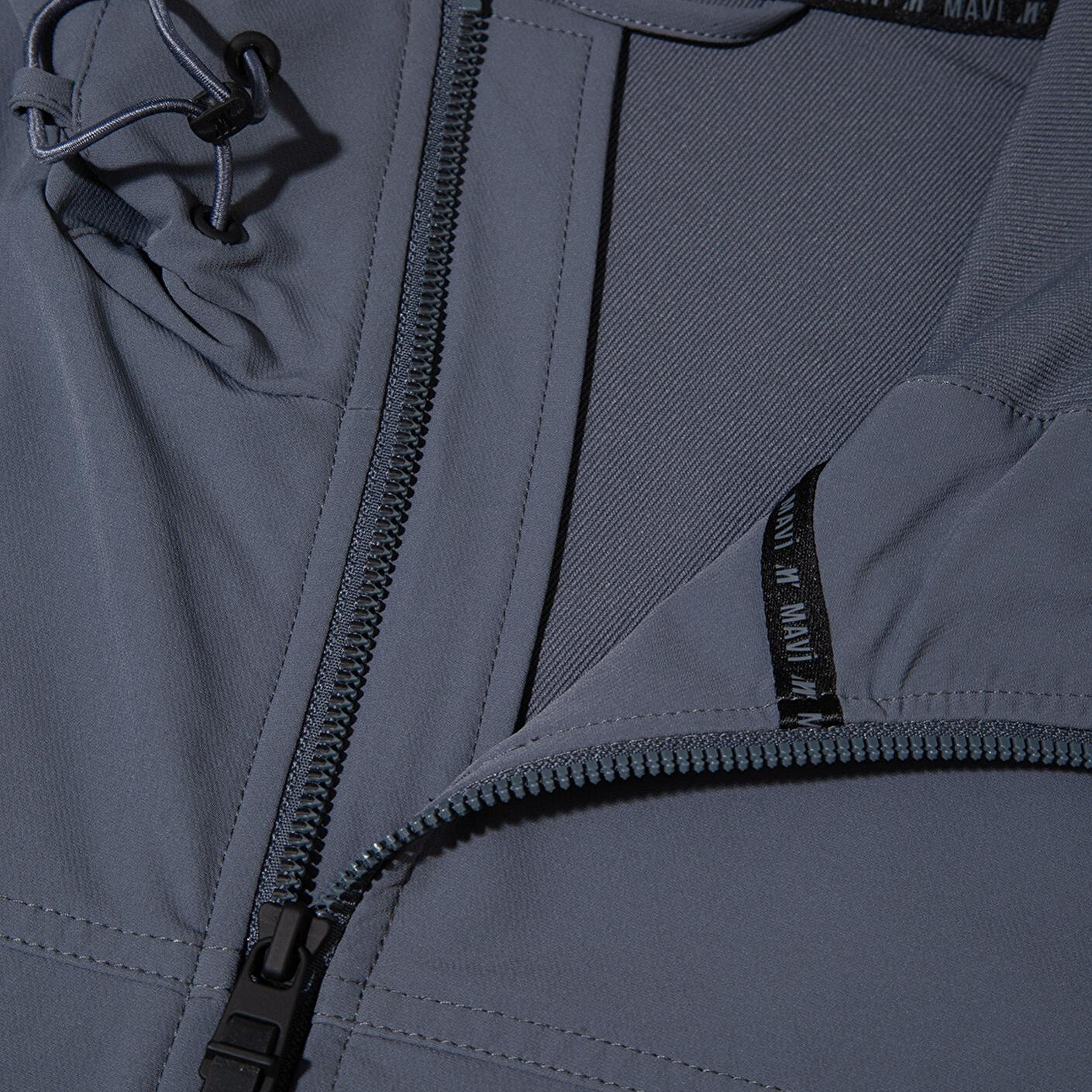 Mavi Su İtici Kapüşonlu Antrasit Ceket Regular Fit / Normal Kesim 0110643-80776