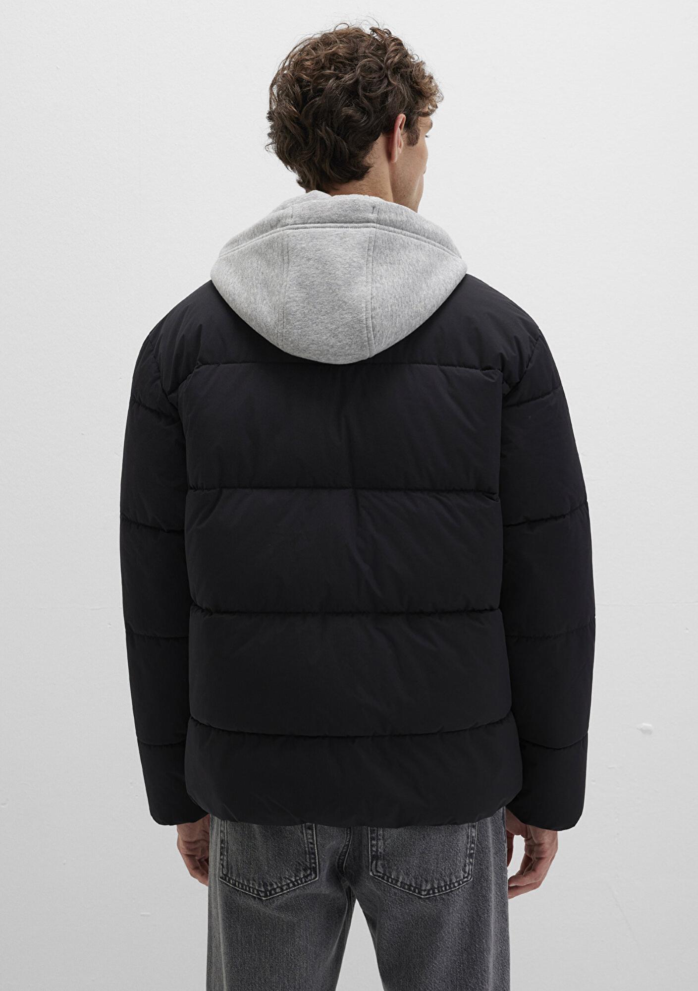 Mavi Mavi Logo Baskılı Kapüşonlu Siyah Şişme Mont 0110662-71379