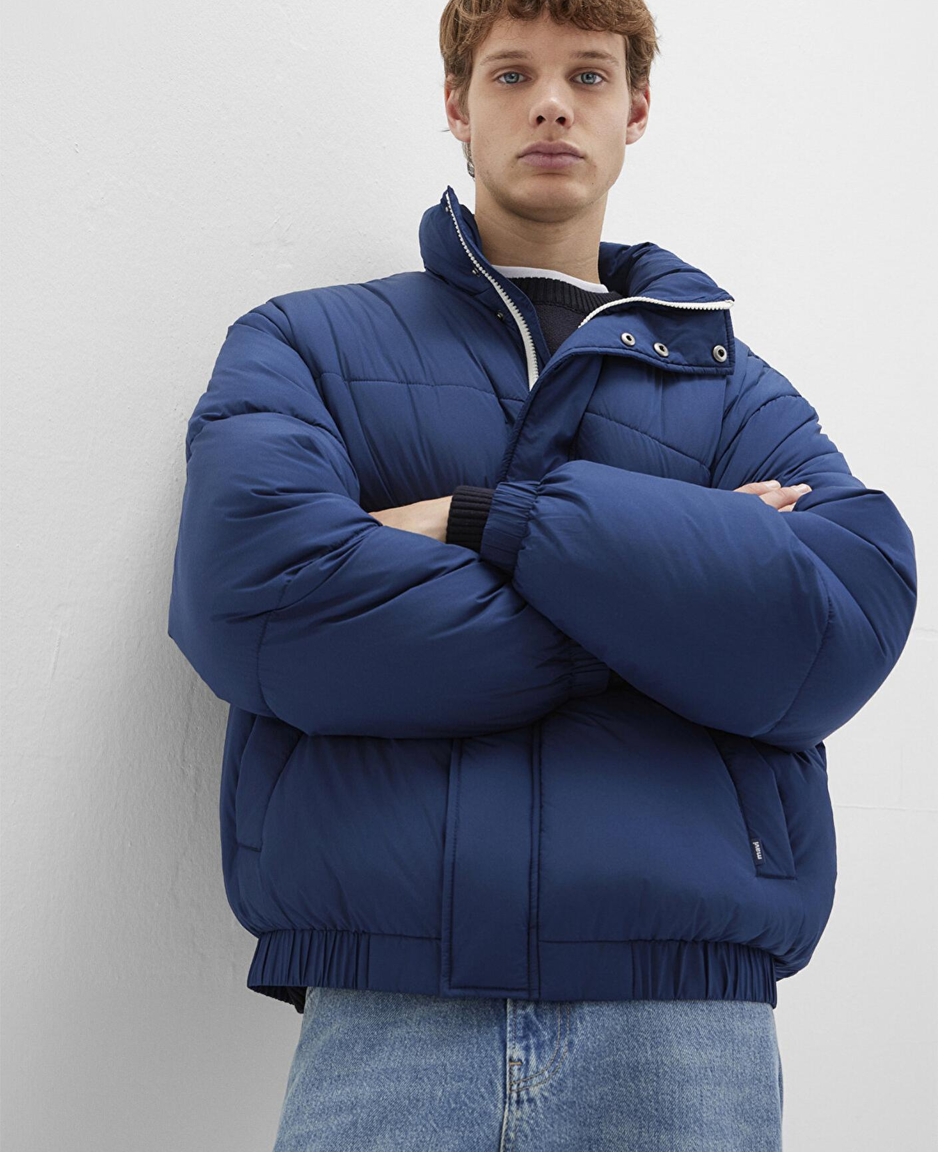 Mavi Dik Yaka Mavi Şişme Mont 0110609-89353