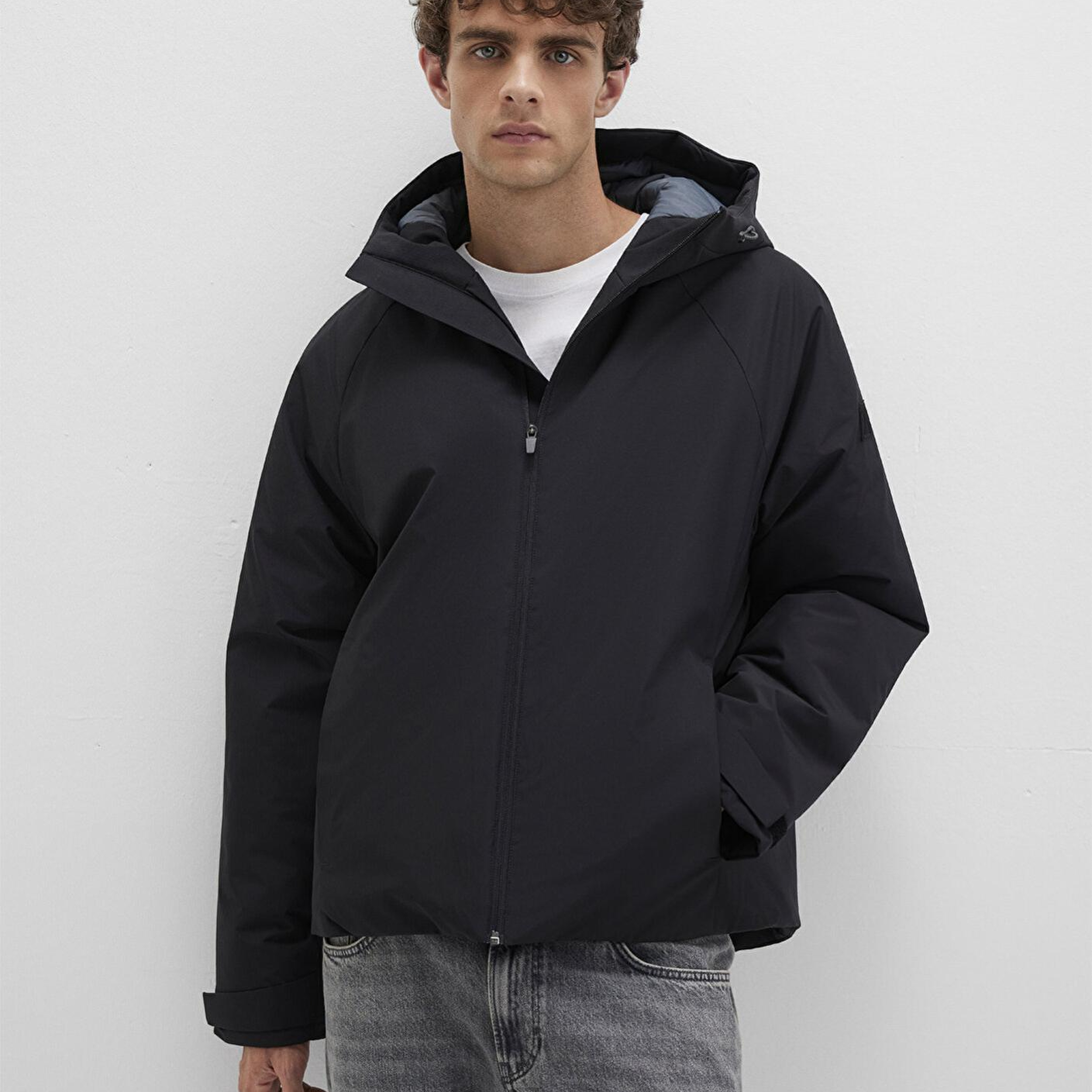 Mavi Su İtici Kapüşonlu Siyah Mont 0110615-71379