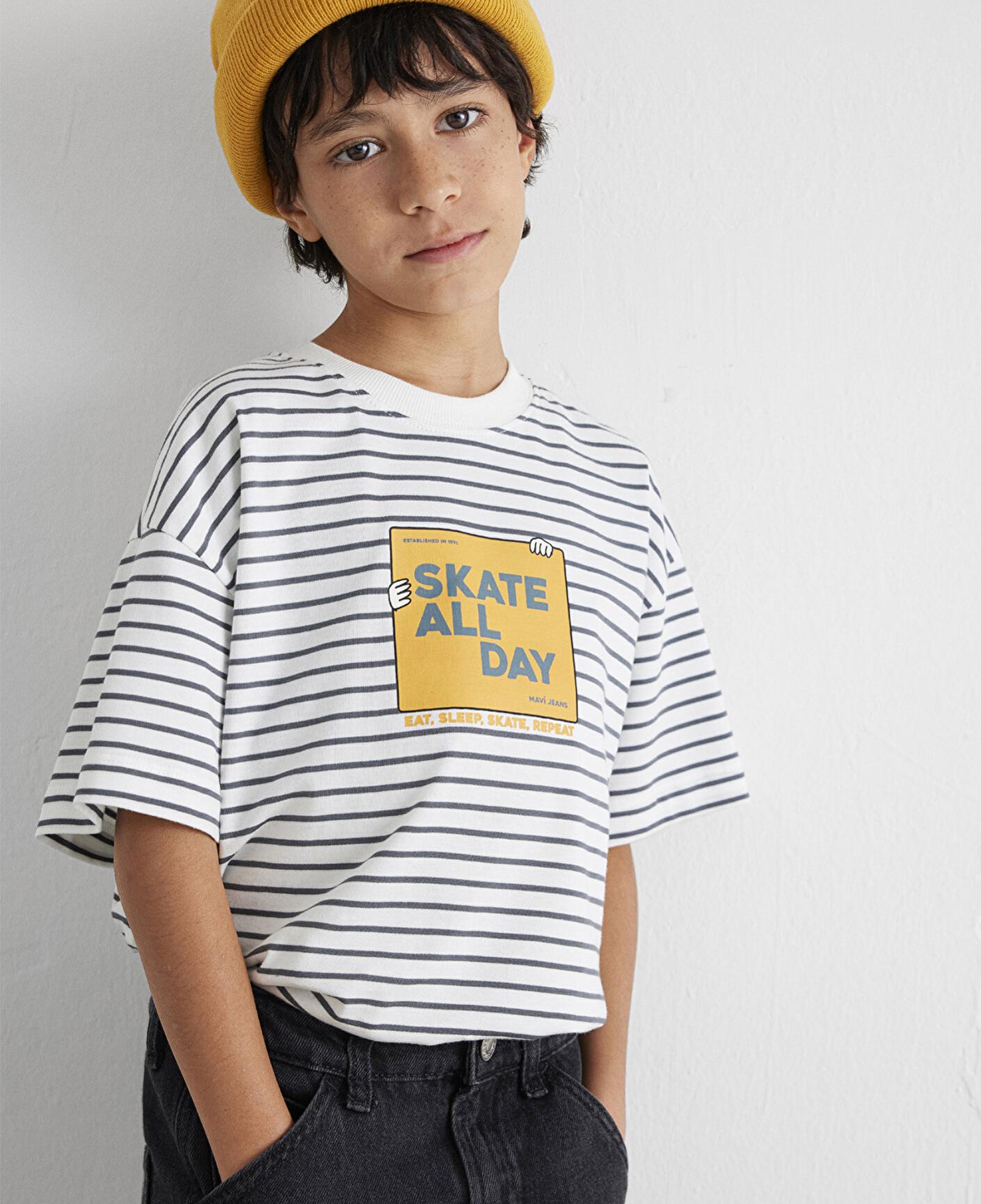 Mavi Skate All Day Baskılı Ekru Tişört Oversize / Geniş Kesim 6610263-89187