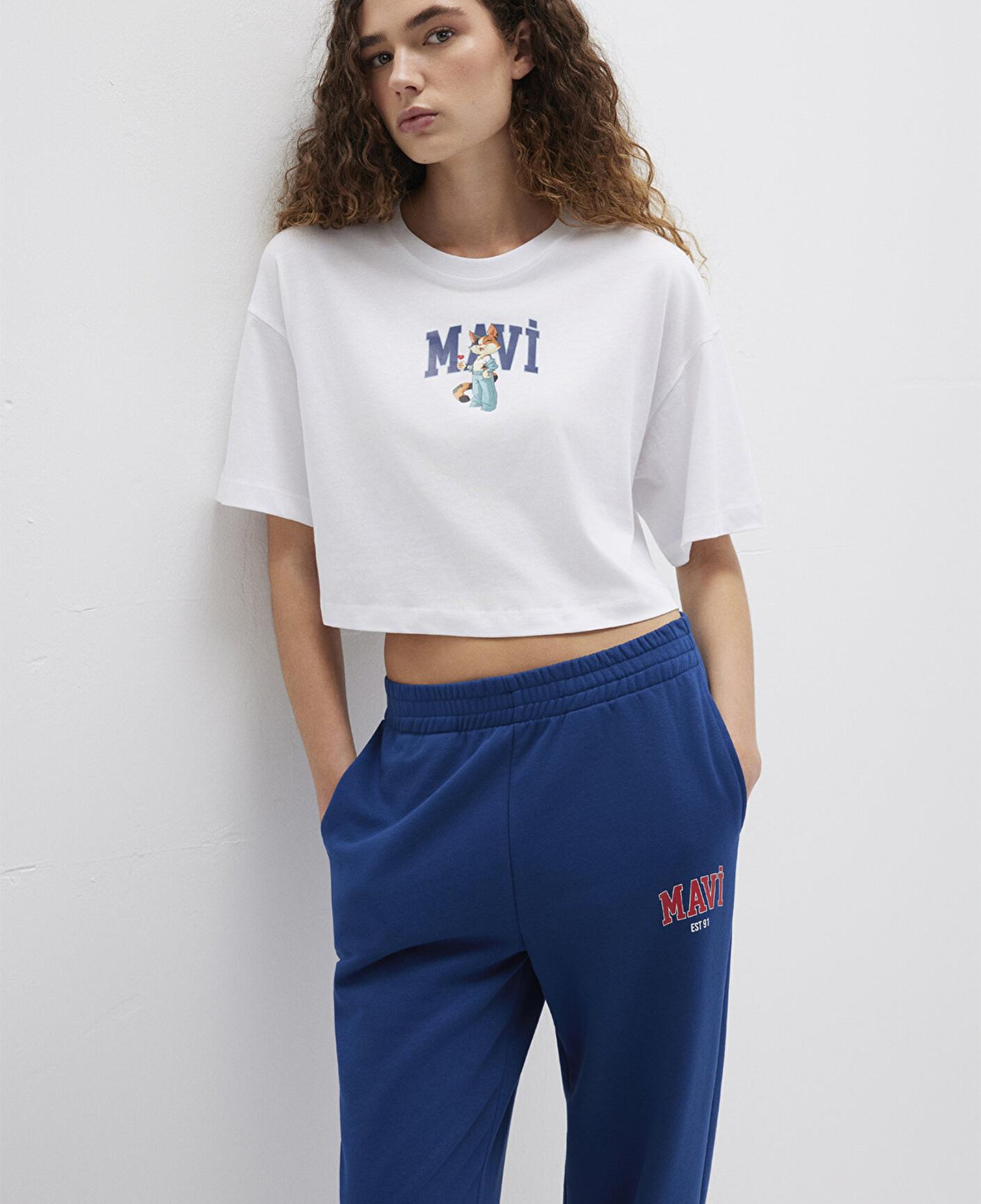 Mavi Kedi Logo Baskılı Beyaz Tişört Crop / Kısa Kesim 1613284-620