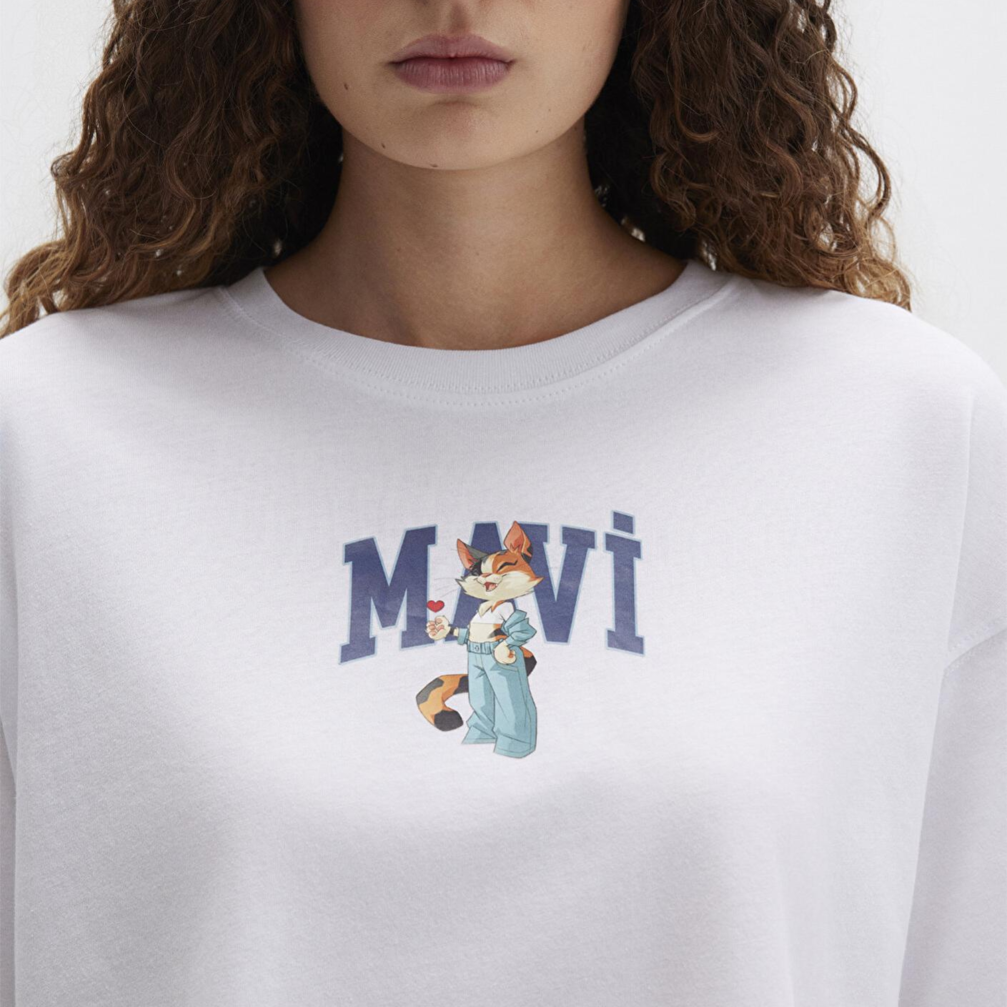 Mavi Kedi Logo Baskılı Beyaz Tişört Crop / Kısa Kesim 1613284-620