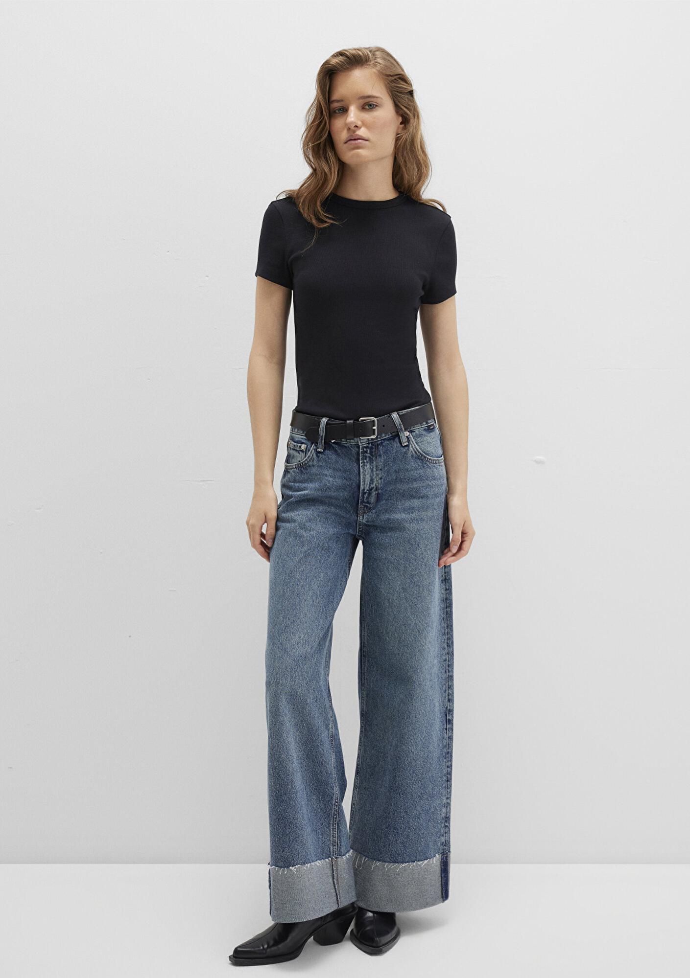 Mavi Siyah Basic Tişört Fitted / Vücuda Oturan Kesim 1613081-900