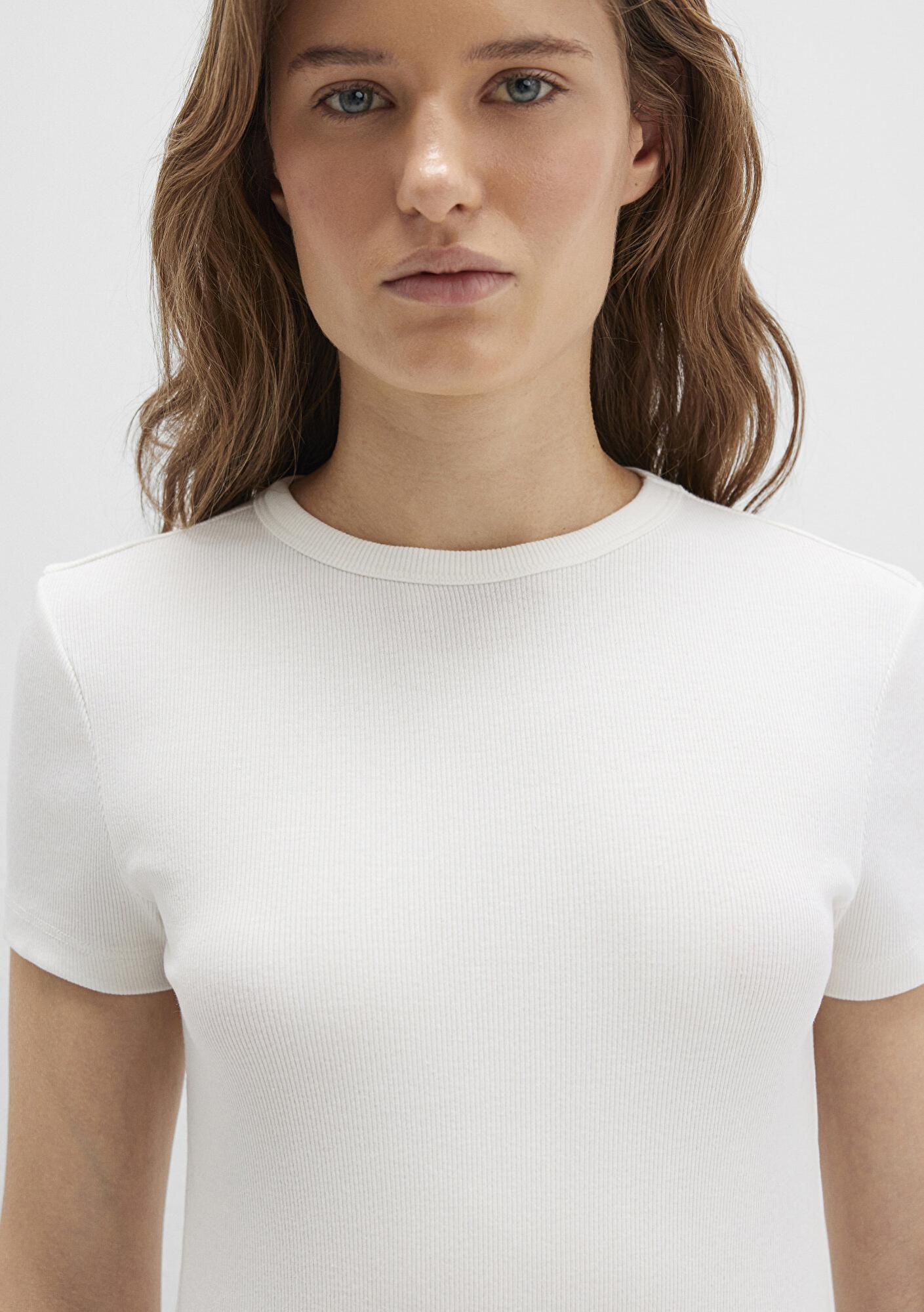 Mavi Beyaz Basic Tişört Fitted / Vücuda Oturan Kesim 1613081-70057