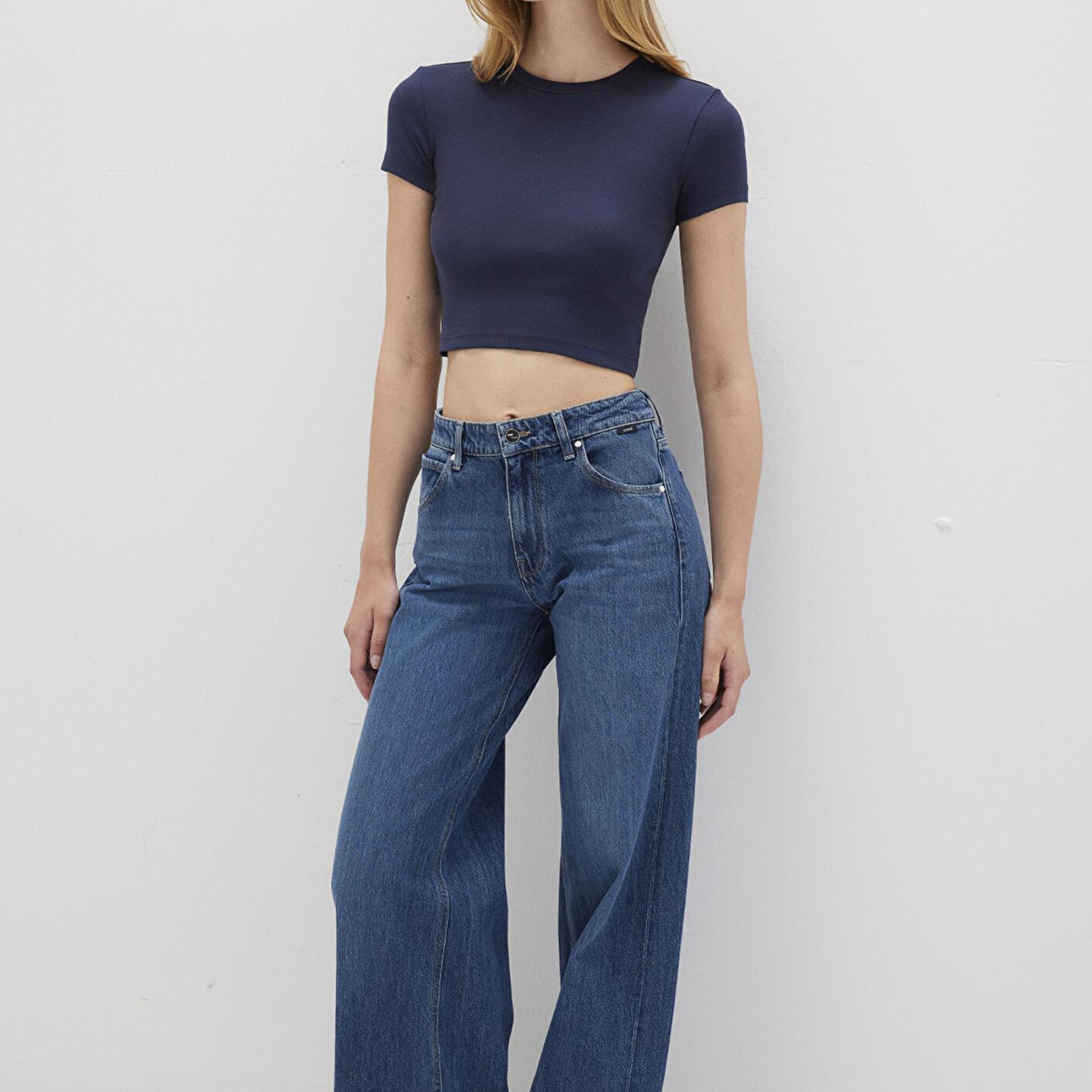 Mavi Lacivert Basic Crop Tişört Crop / Kısa Kesim 1600814-85315