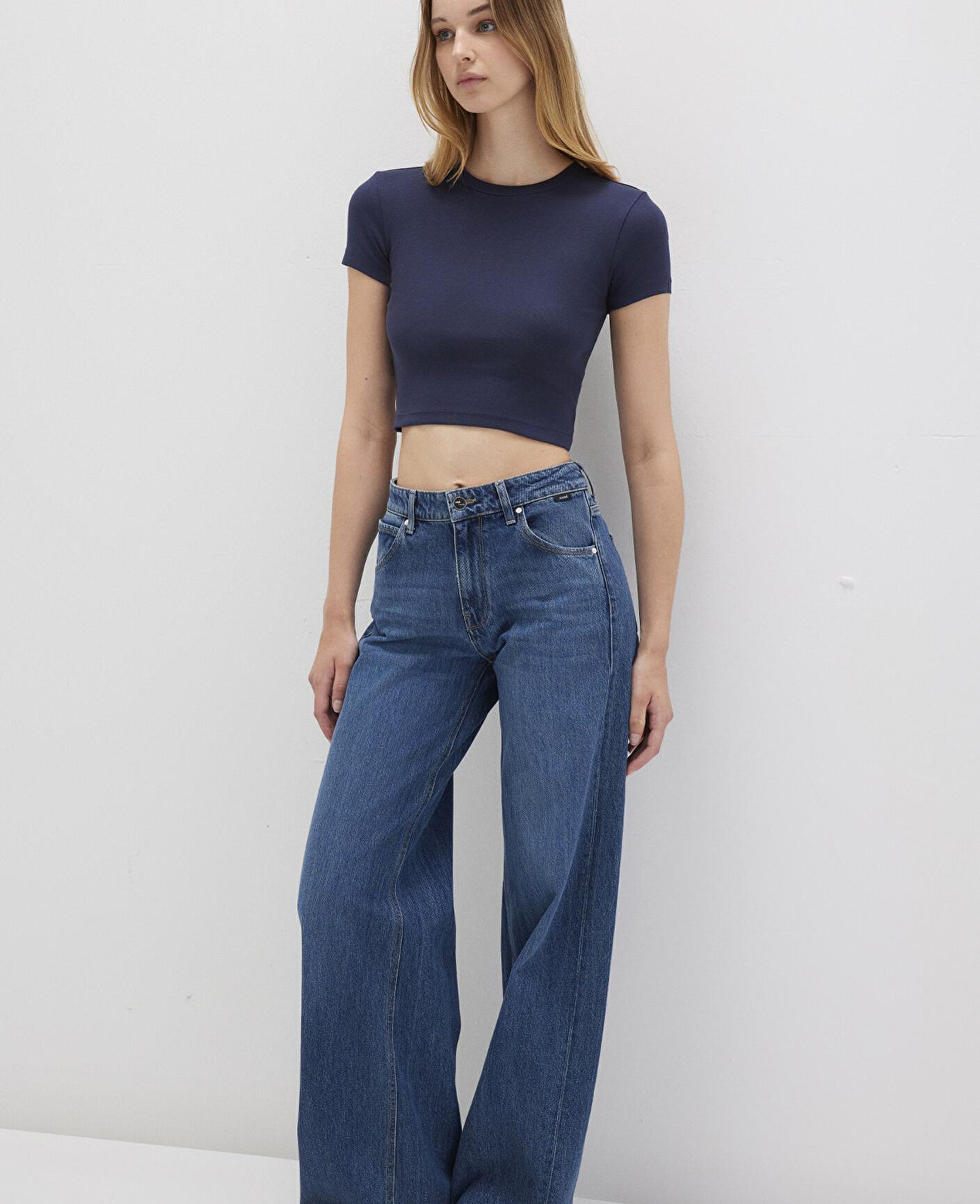 Mavi Lacivert Basic Crop Tişört Crop / Kısa Kesim 1600814-85315