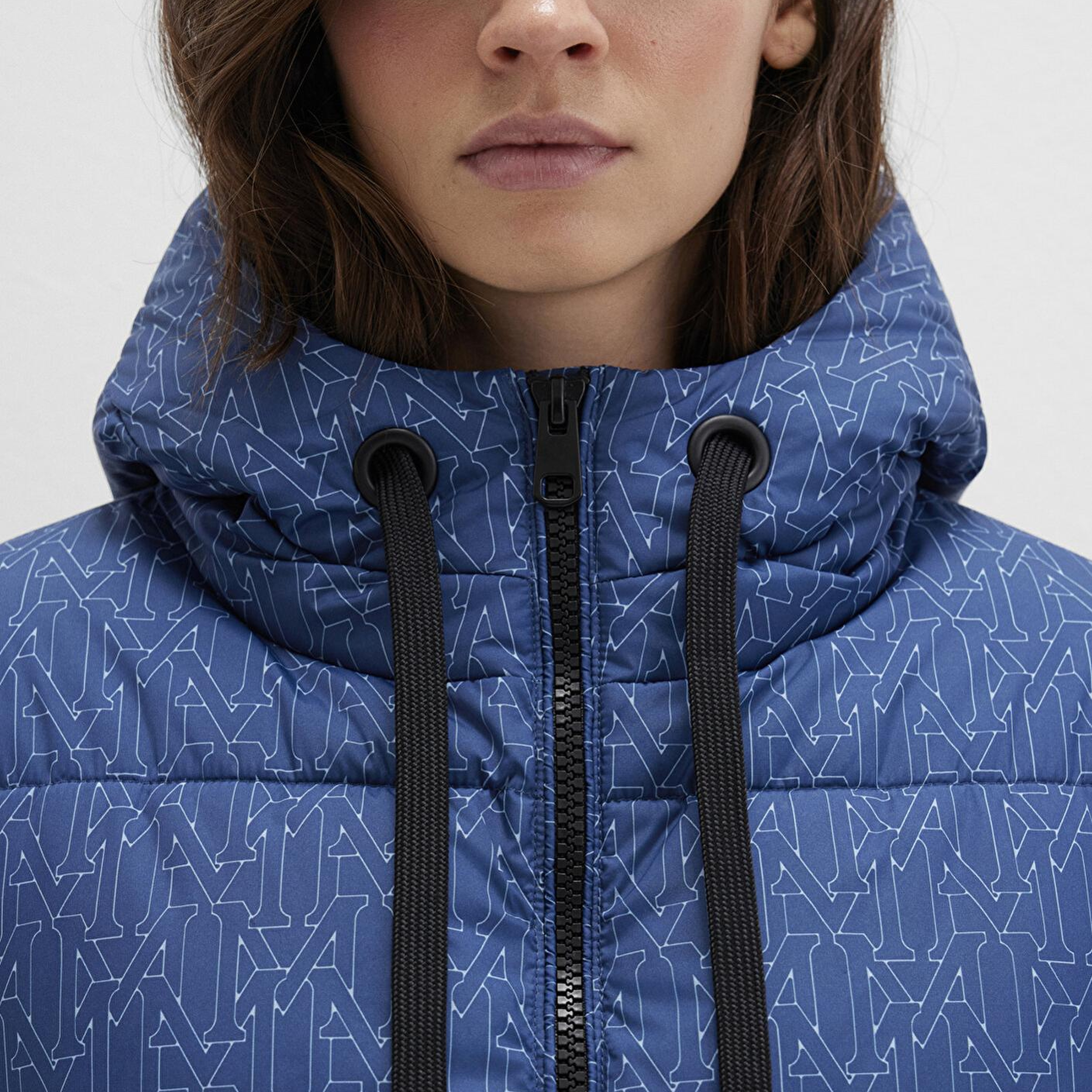 Mavi Su İtici Kapüşonlu Lacivert Şişme Mont 1110706-90368