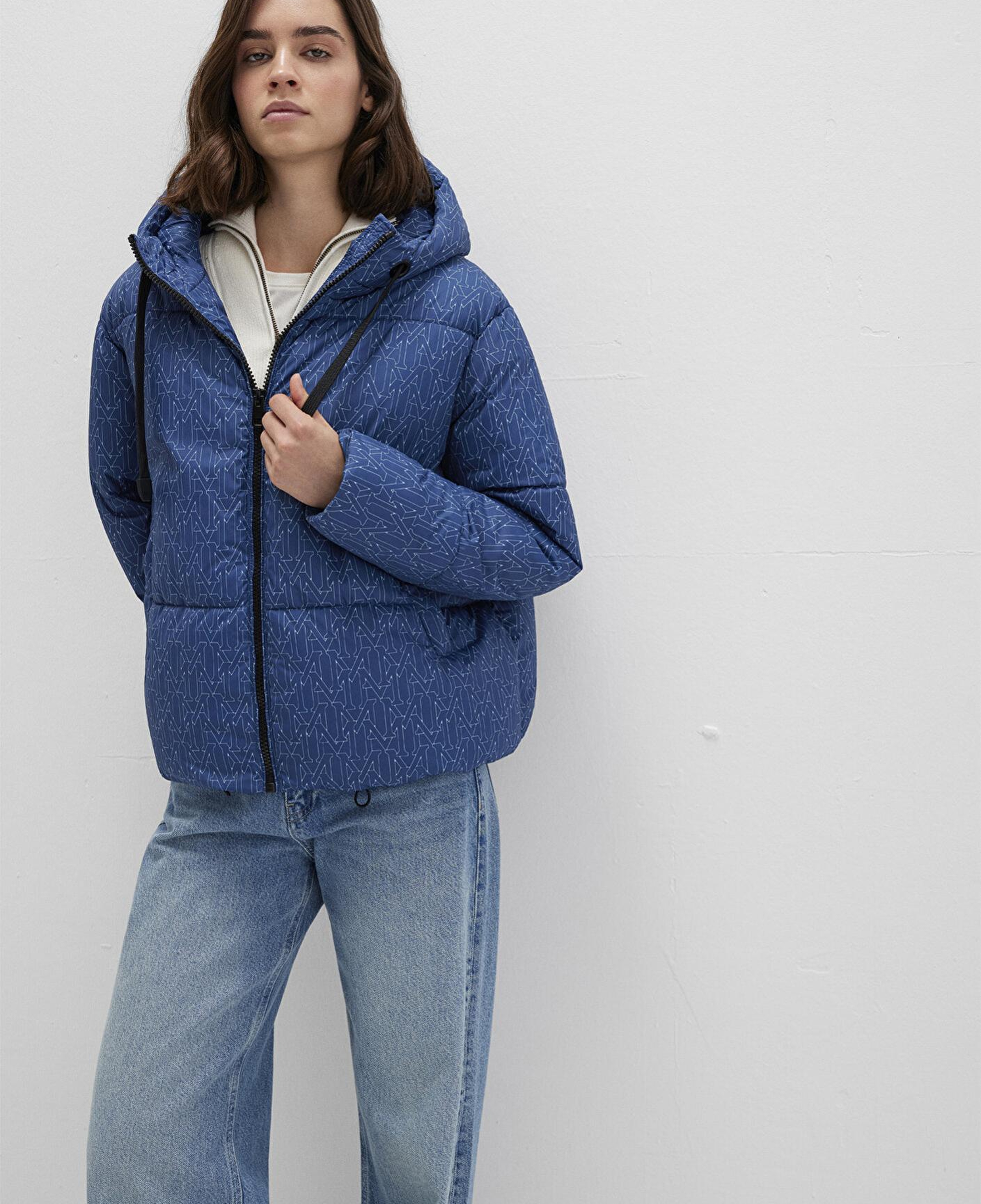 Mavi Su İtici Kapüşonlu Lacivert Şişme Mont 1110706-90368